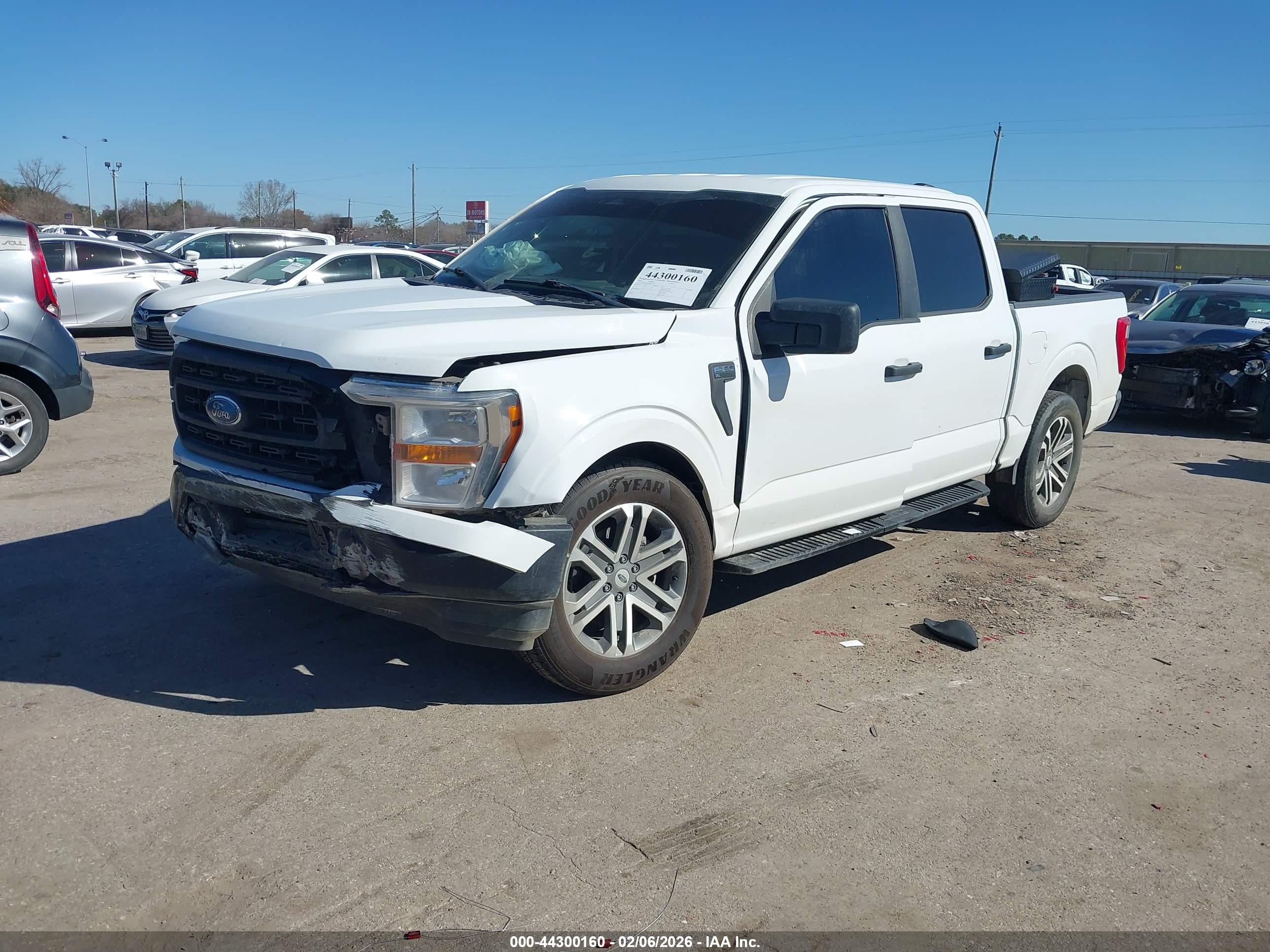 FORD F-150 image 2