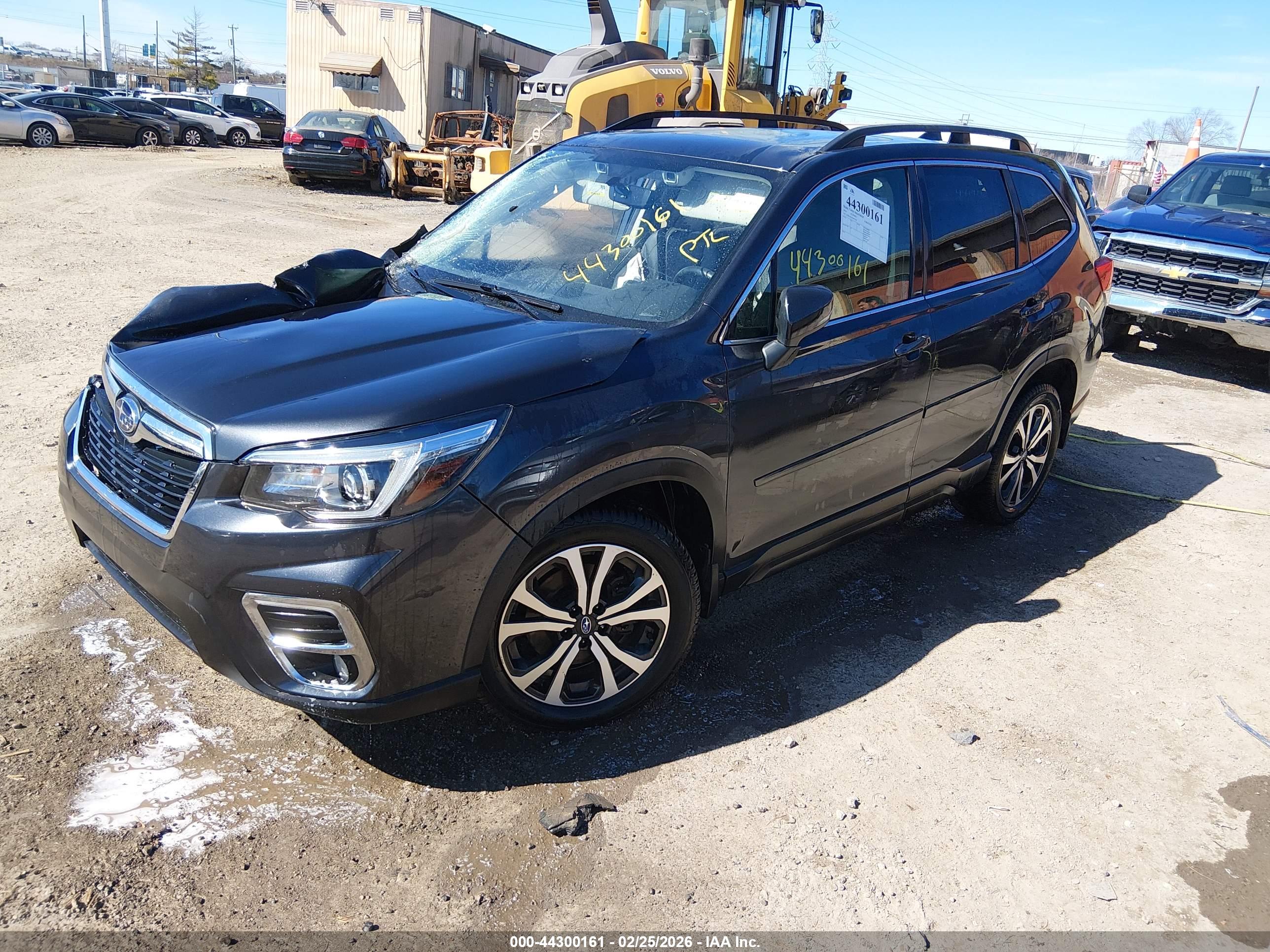 SUBARU FORESTER image 2