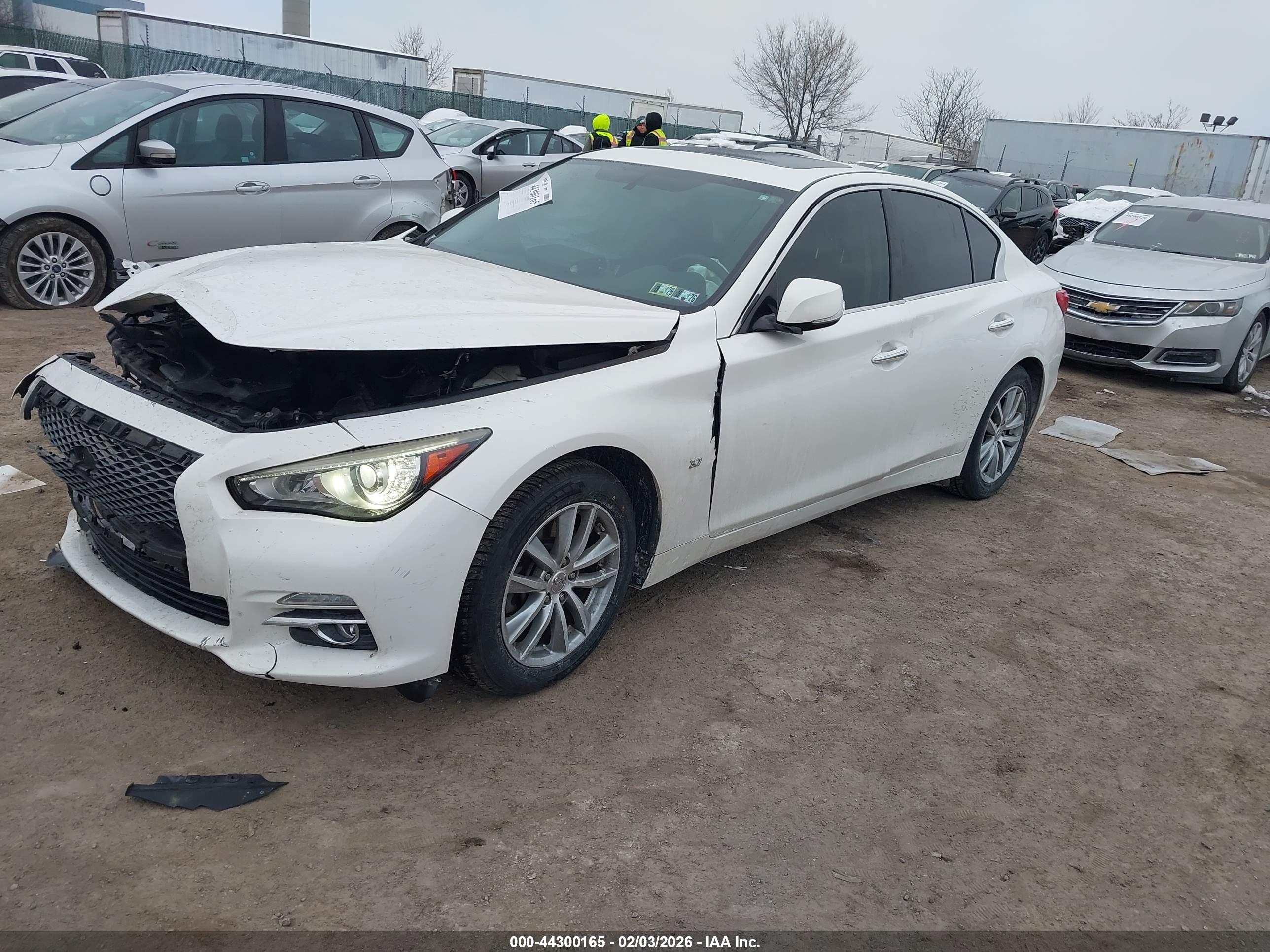 INFINITI Q50 image 2