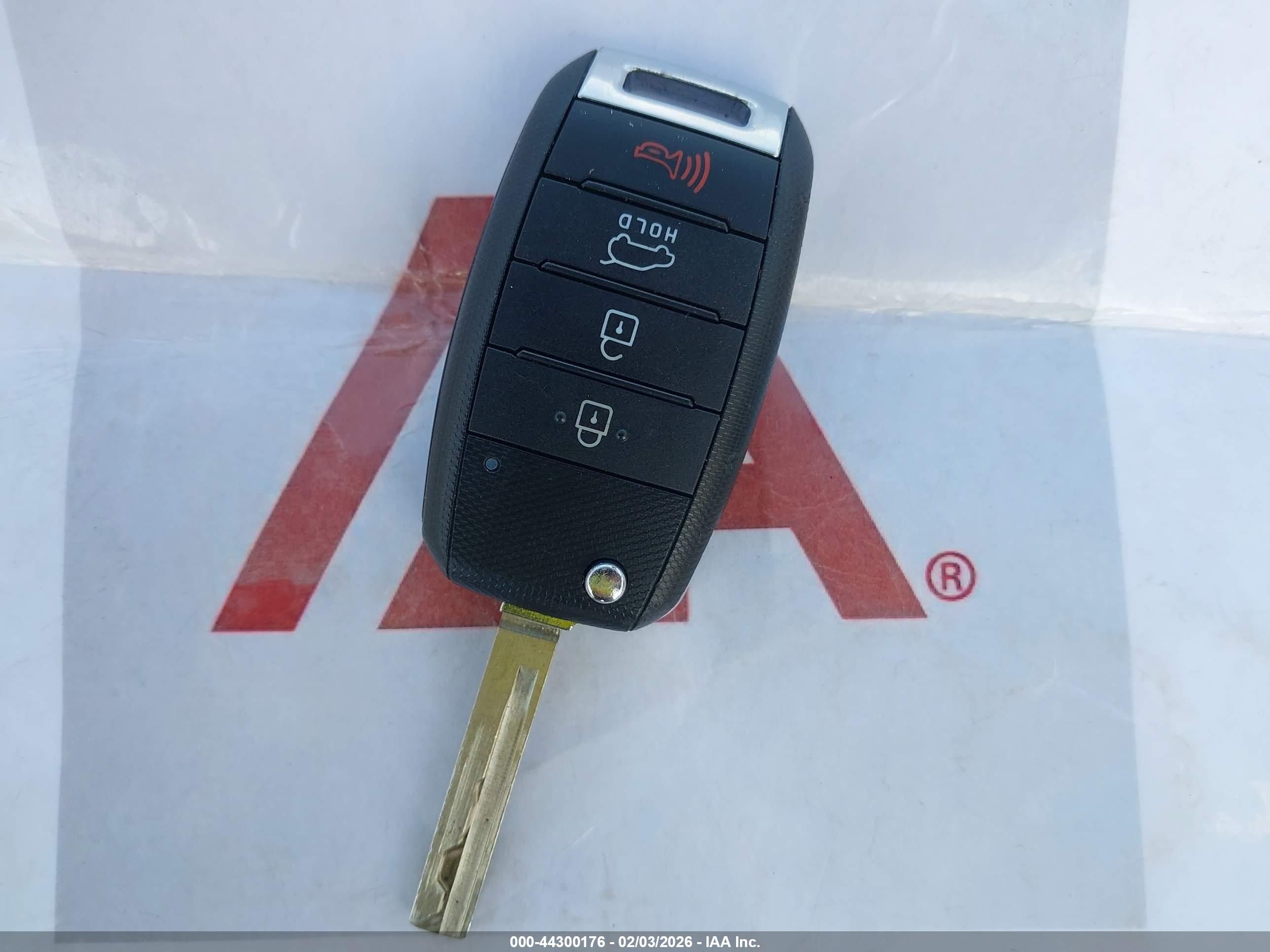 KIA SORENTO image 11