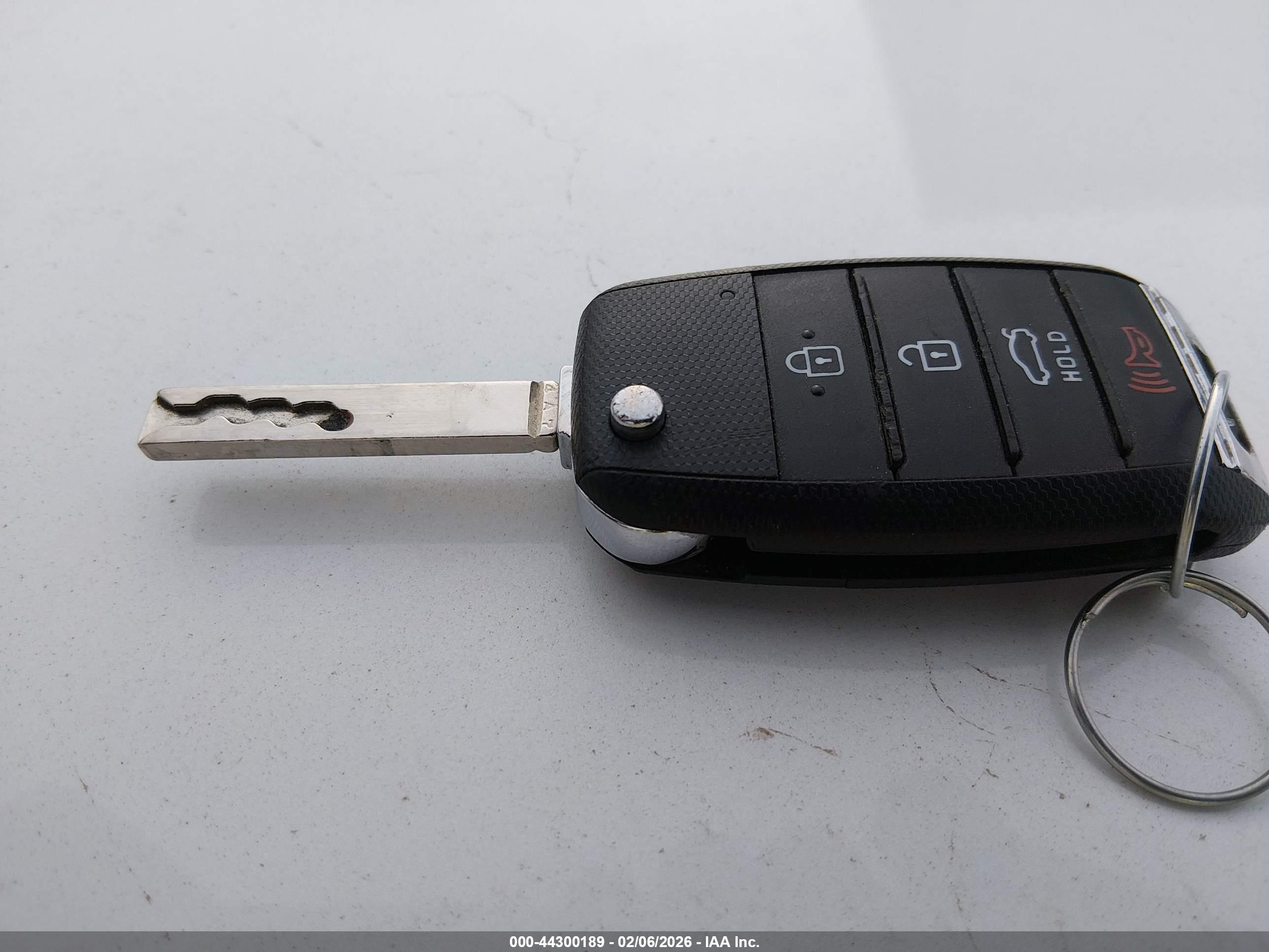KIA OPTIMA image 11