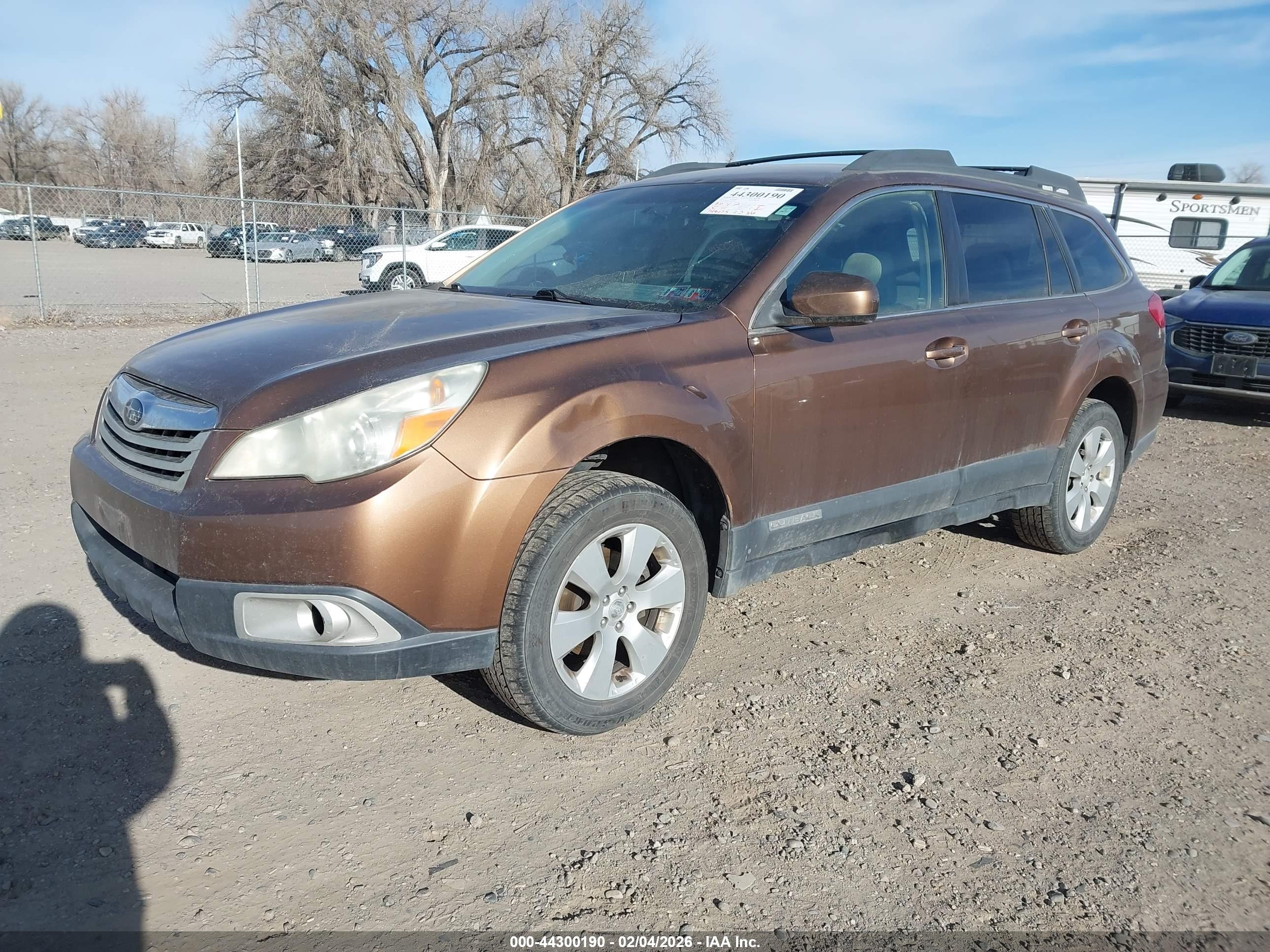 SUBARU OUTBACK image 2
