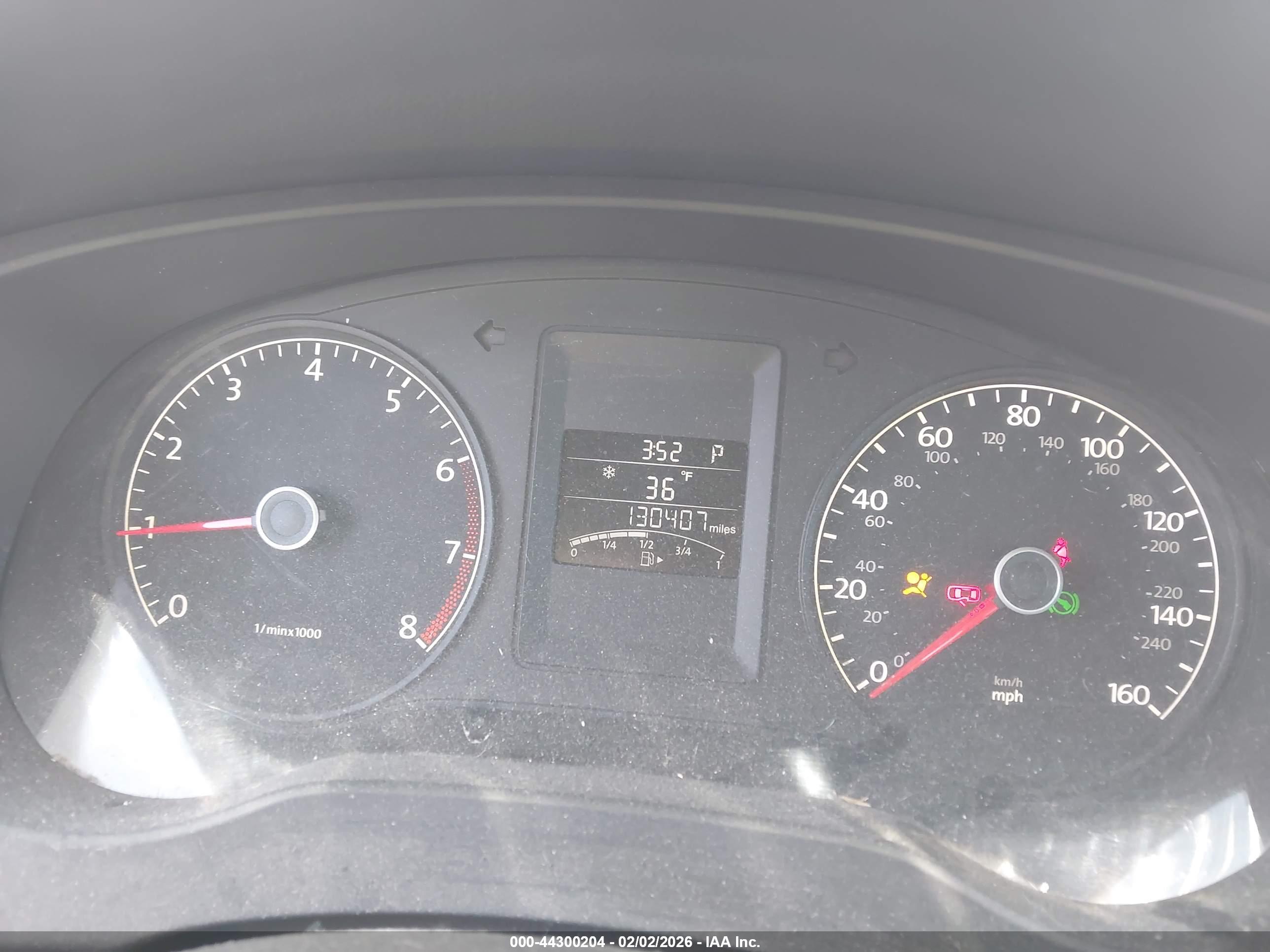 VOLKSWAGEN JETTA image 7
