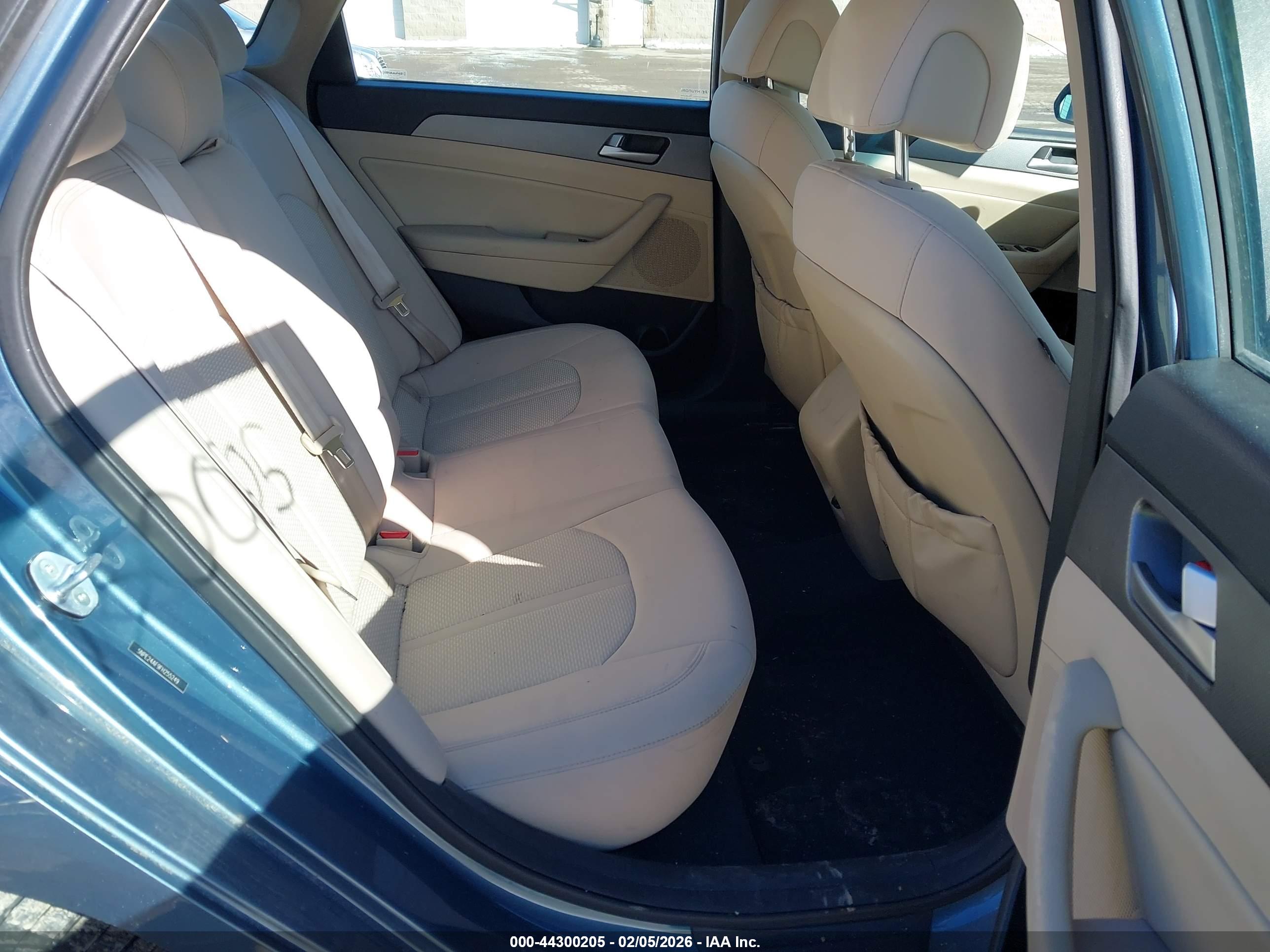 HYUNDAI SONATA image 8