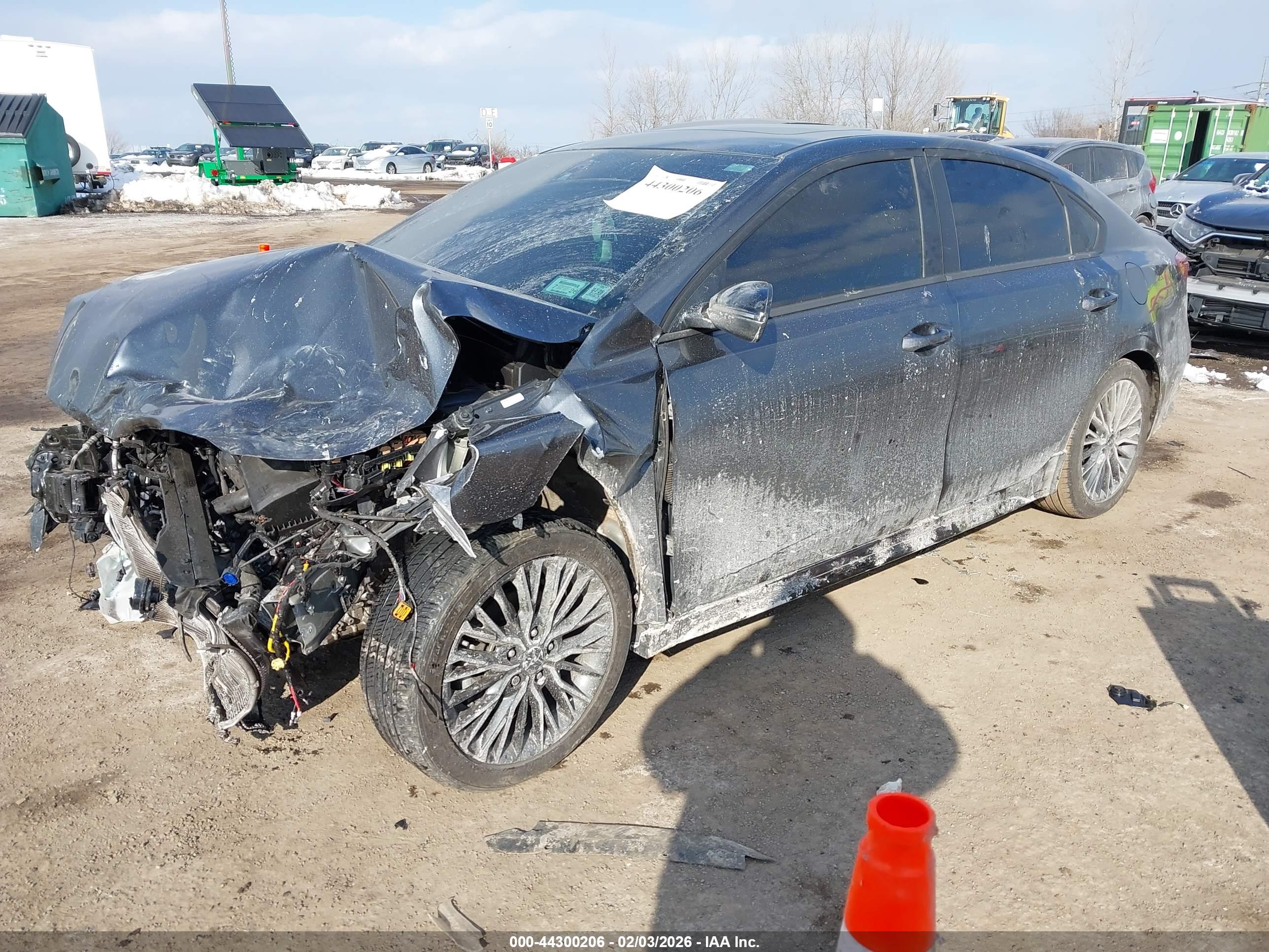 KIA FORTE image 2