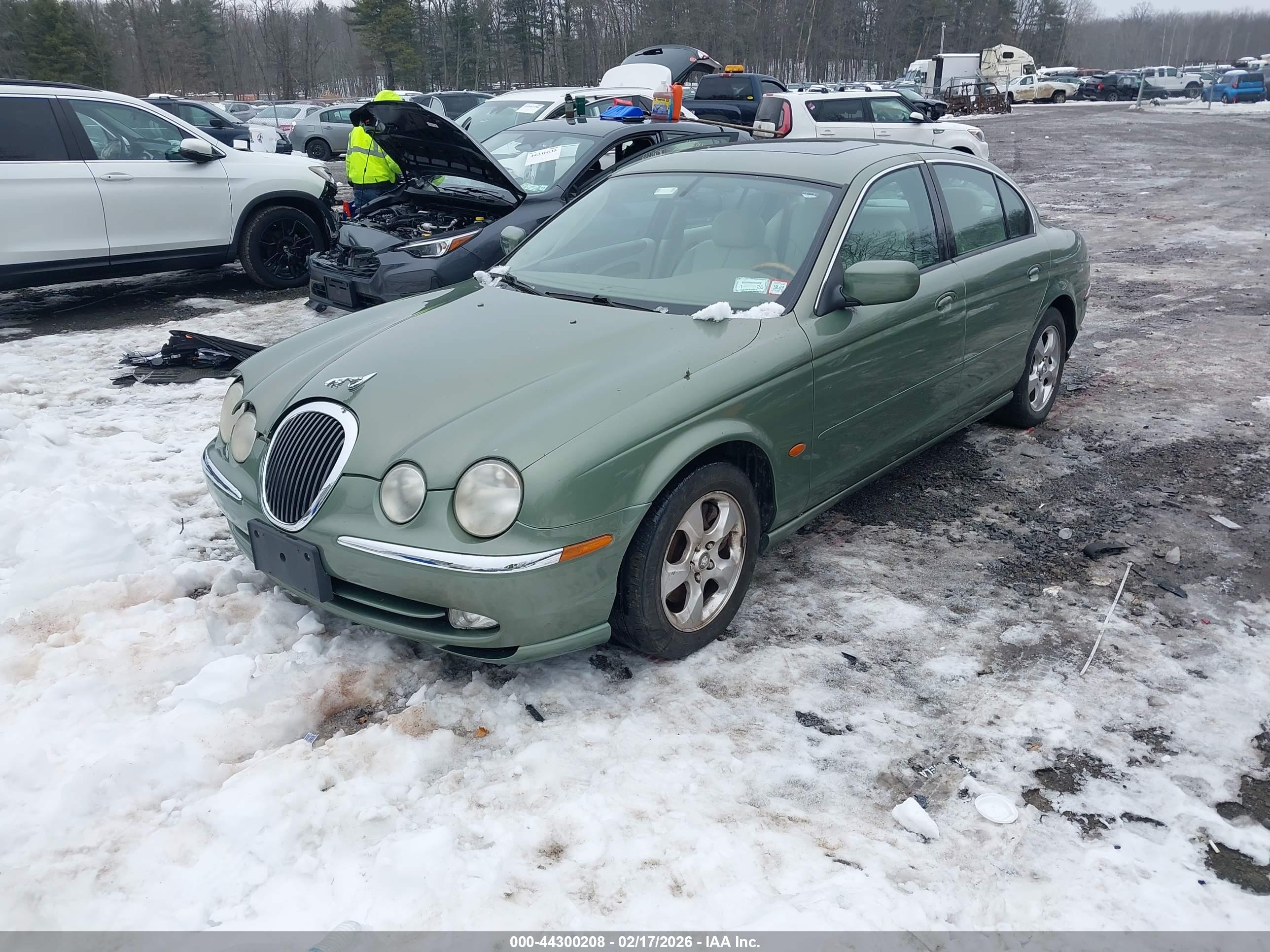 JAGUAR S-TYPE image 2