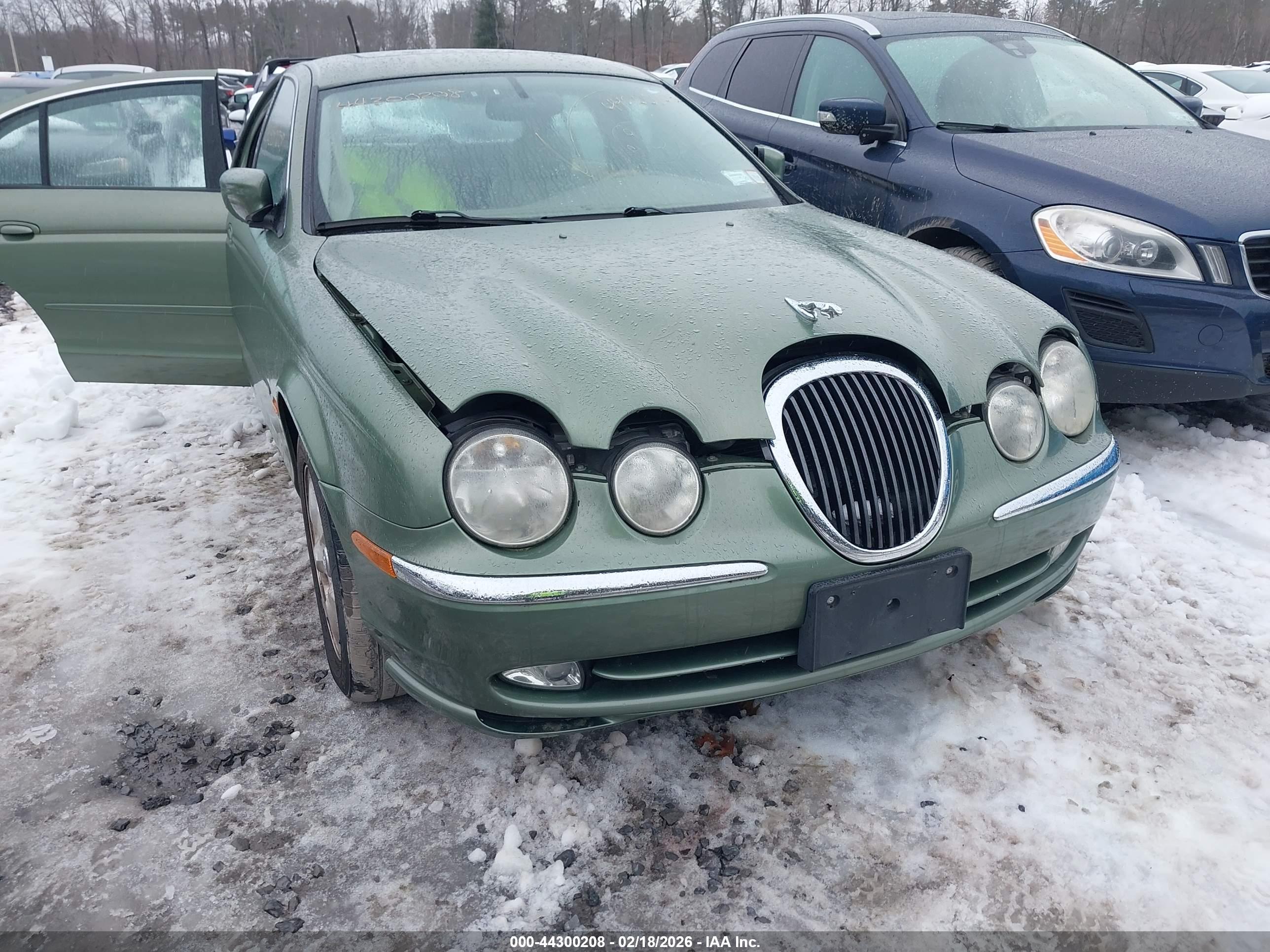 JAGUAR S-TYPE image 6