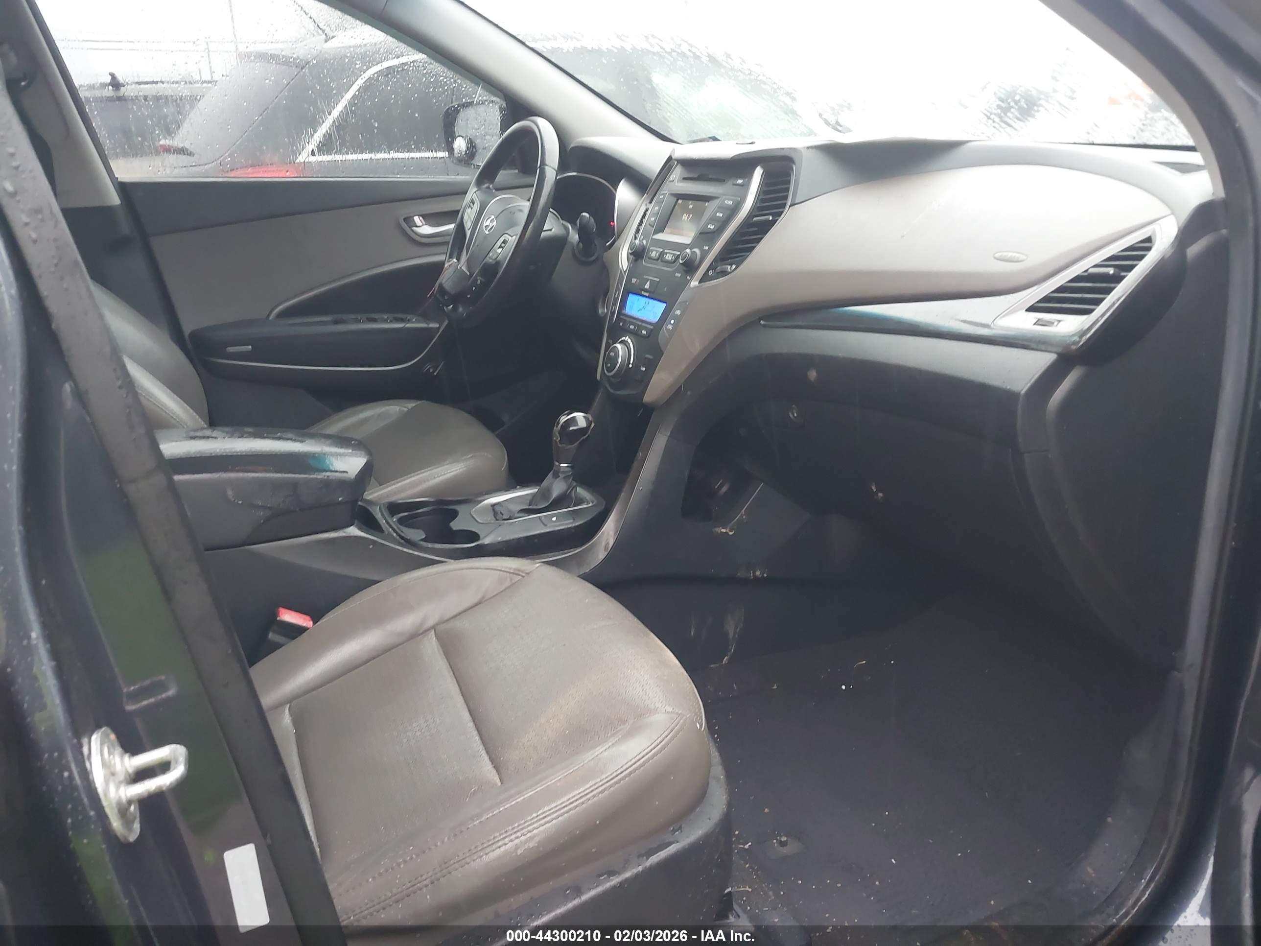 HYUNDAI SANTA image 5