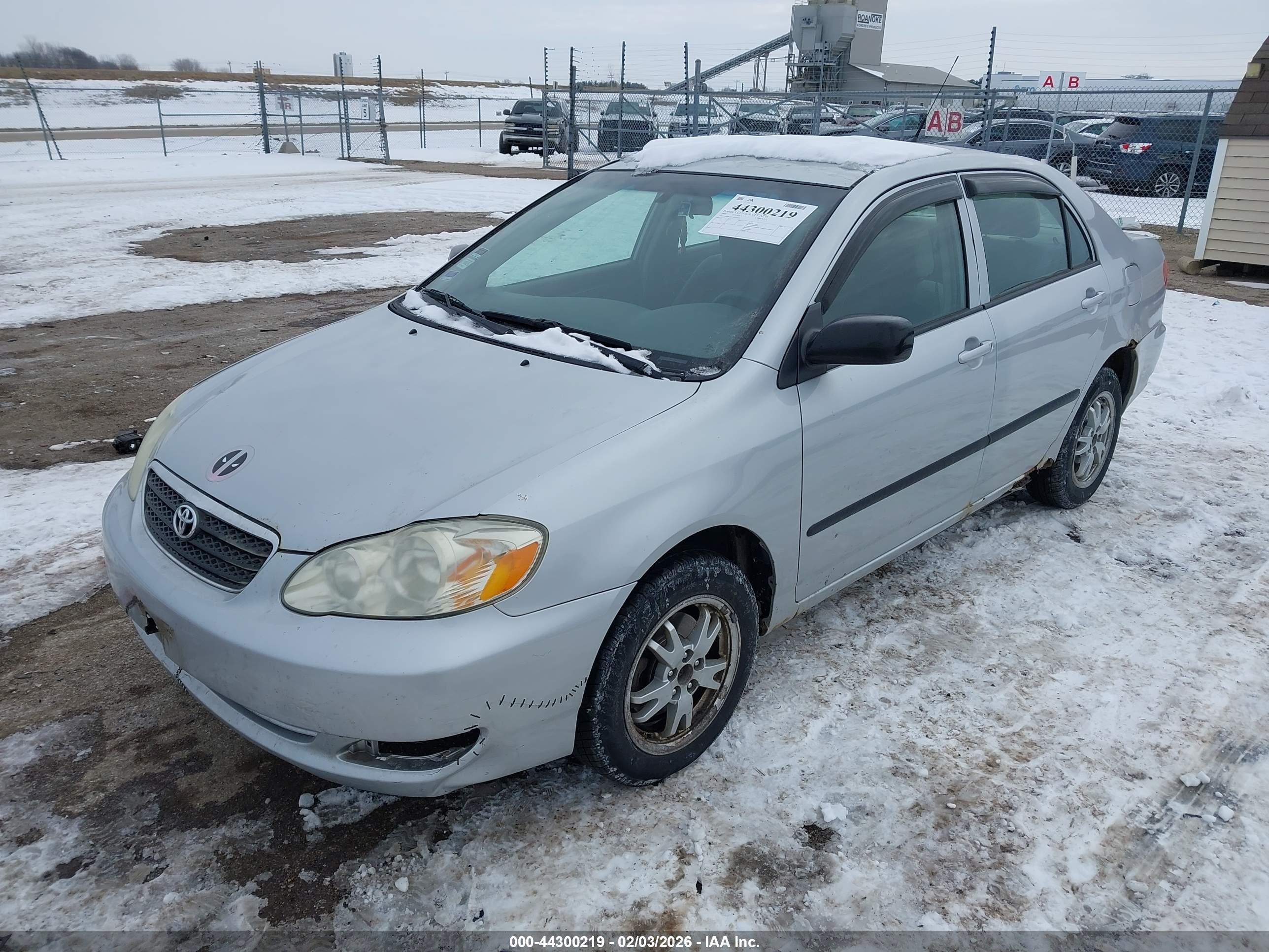 TOYOTA COROLLA image 2