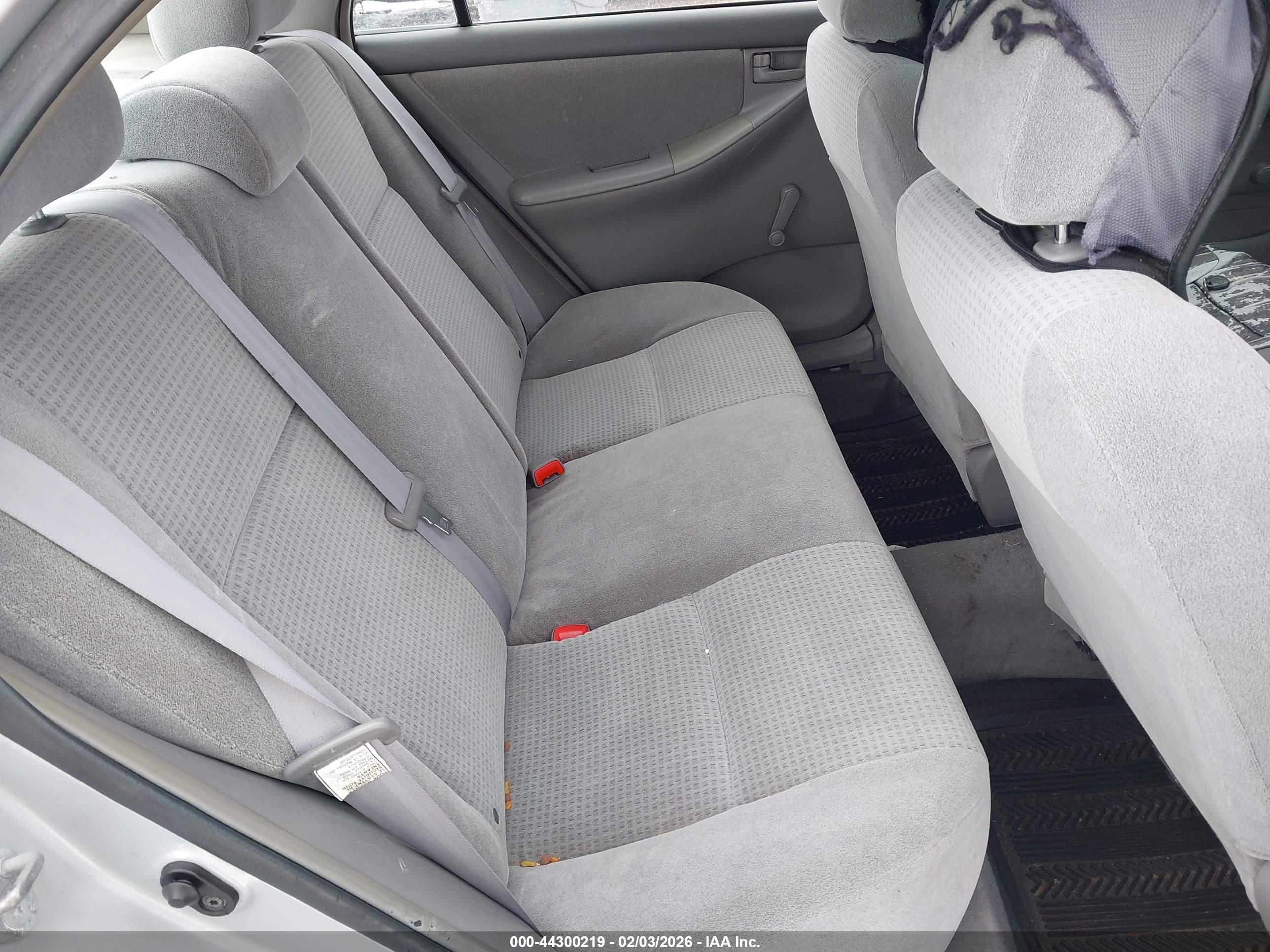 TOYOTA COROLLA image 8
