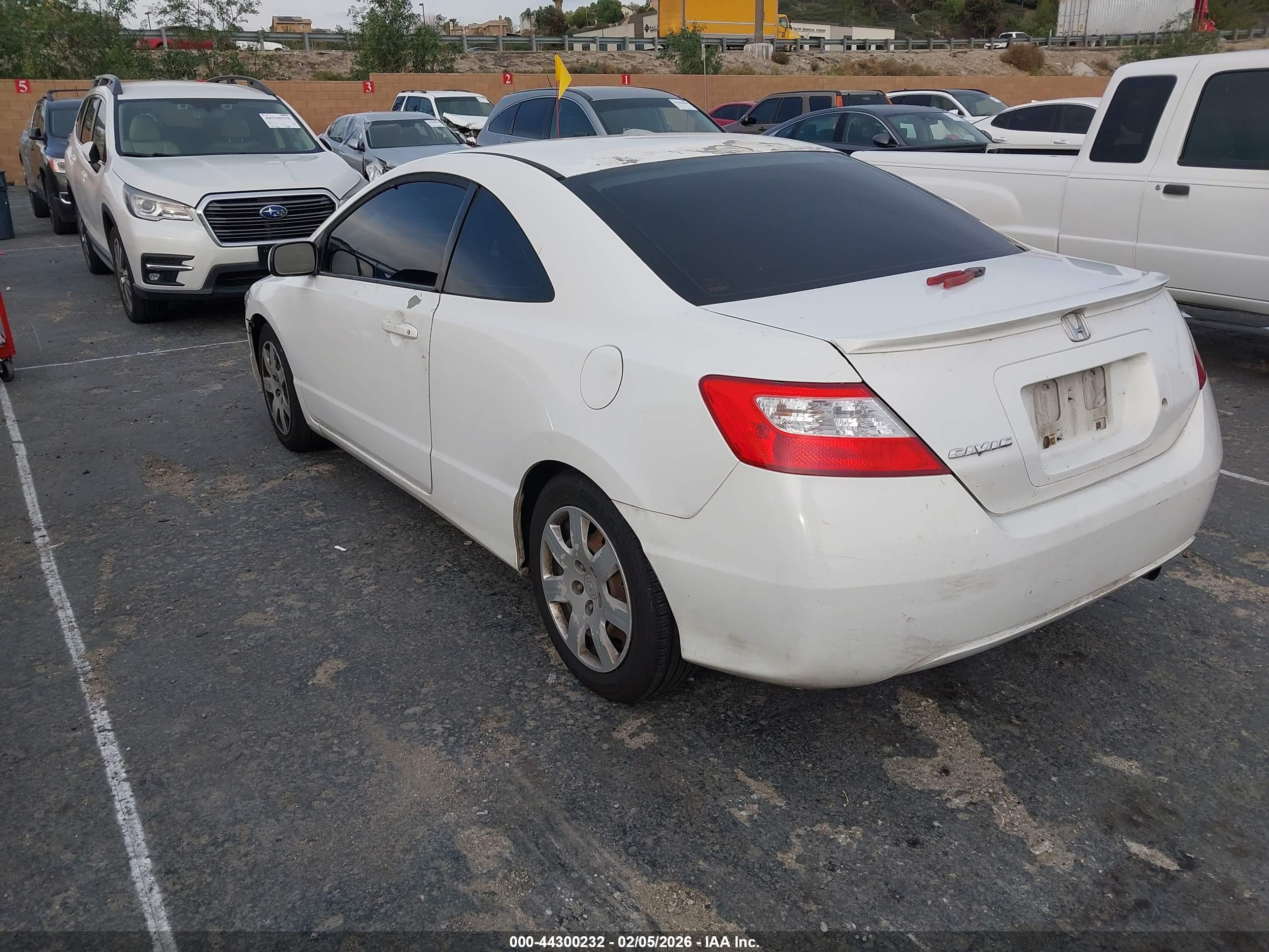 HONDA CIVIC image 3