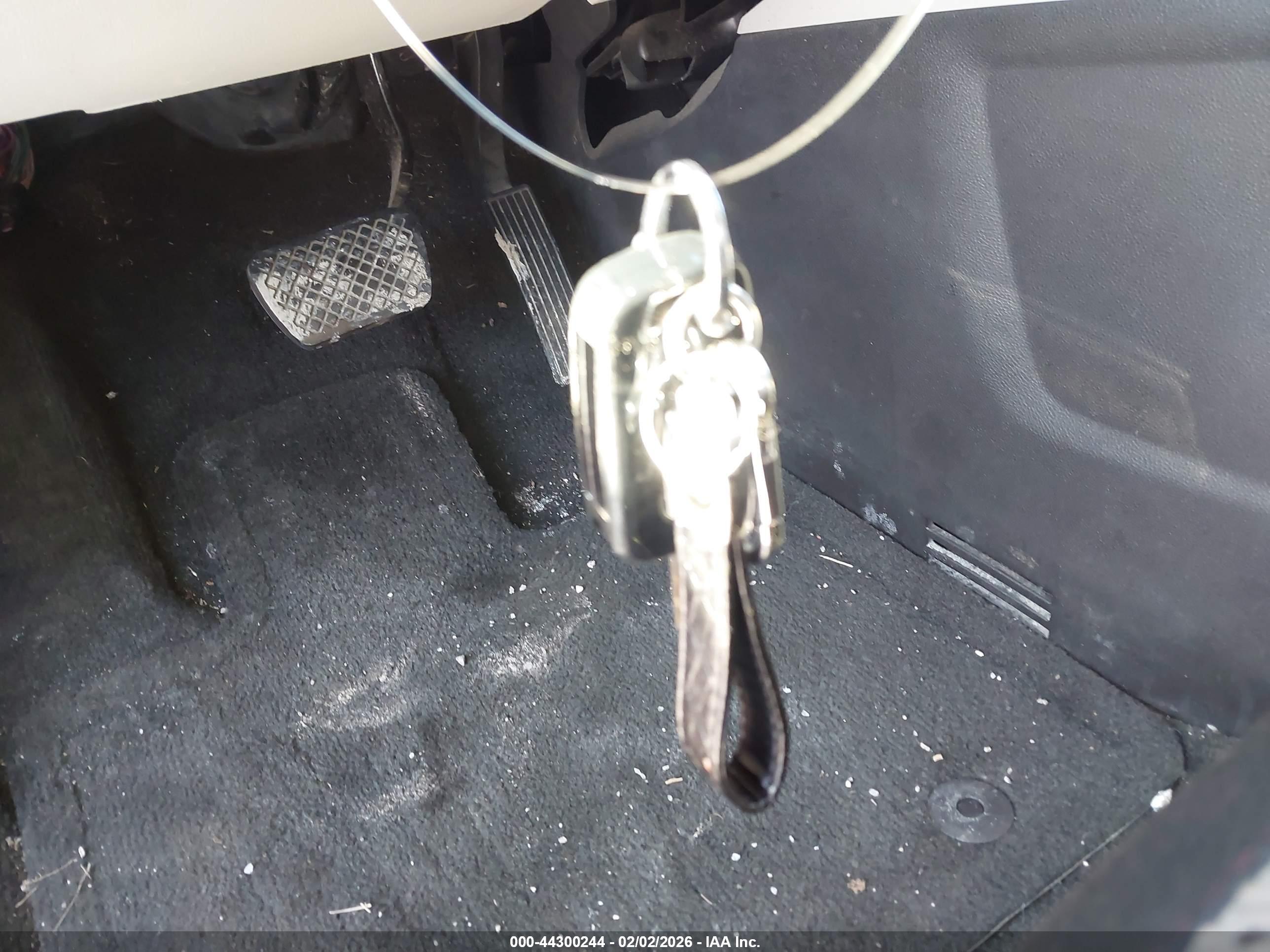 CHEVROLET EQUINOX image 11