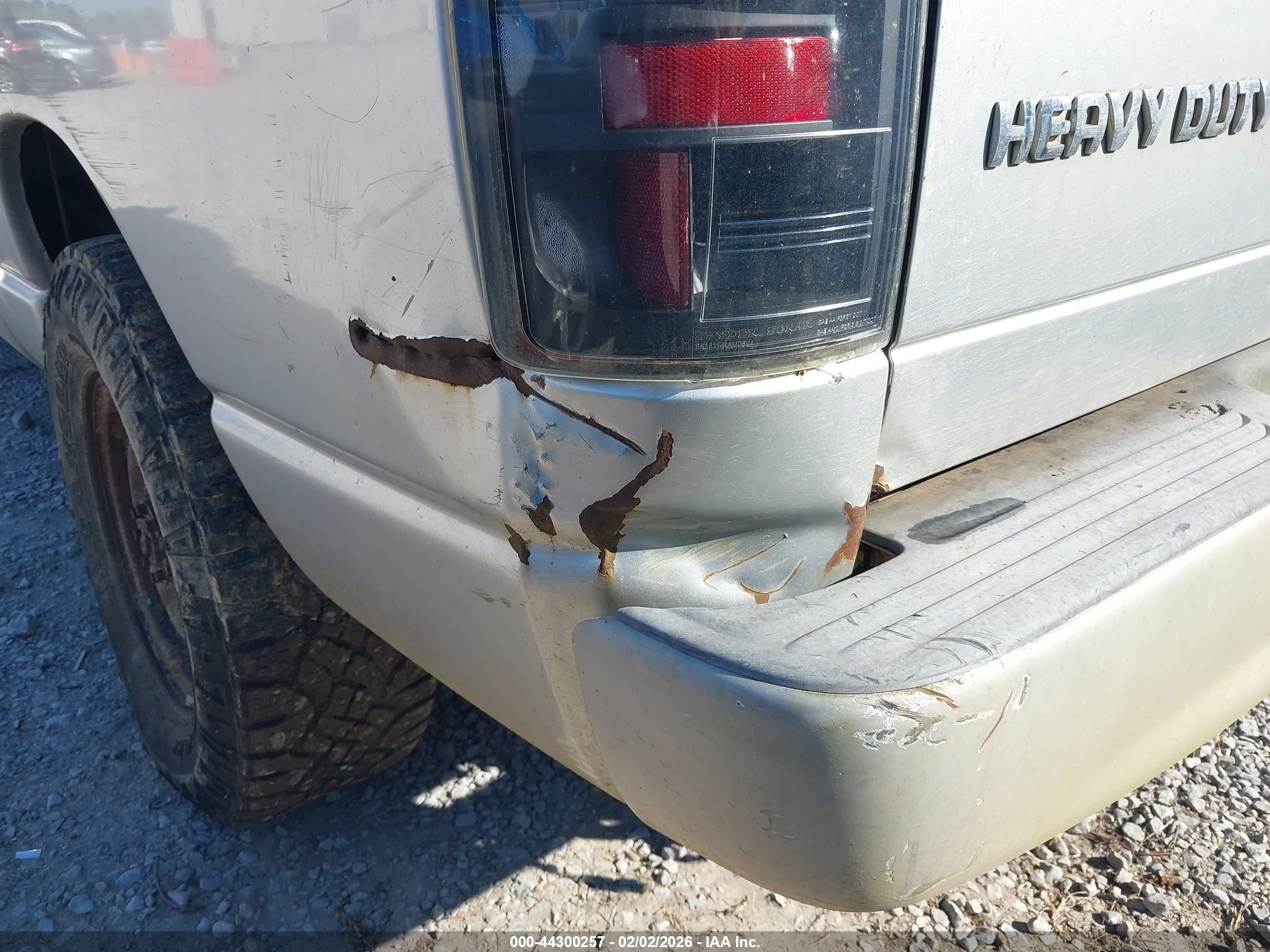 DODGE RAM image 6