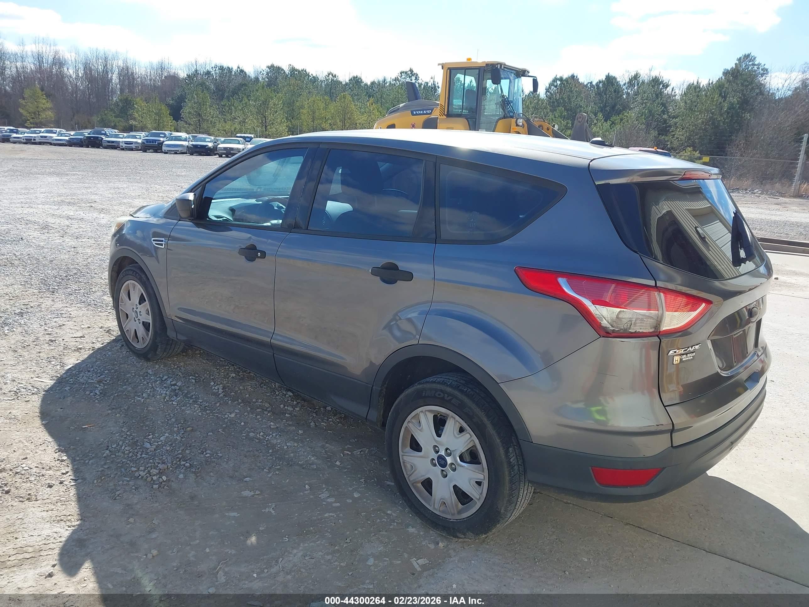 FORD ESCAPE image 3