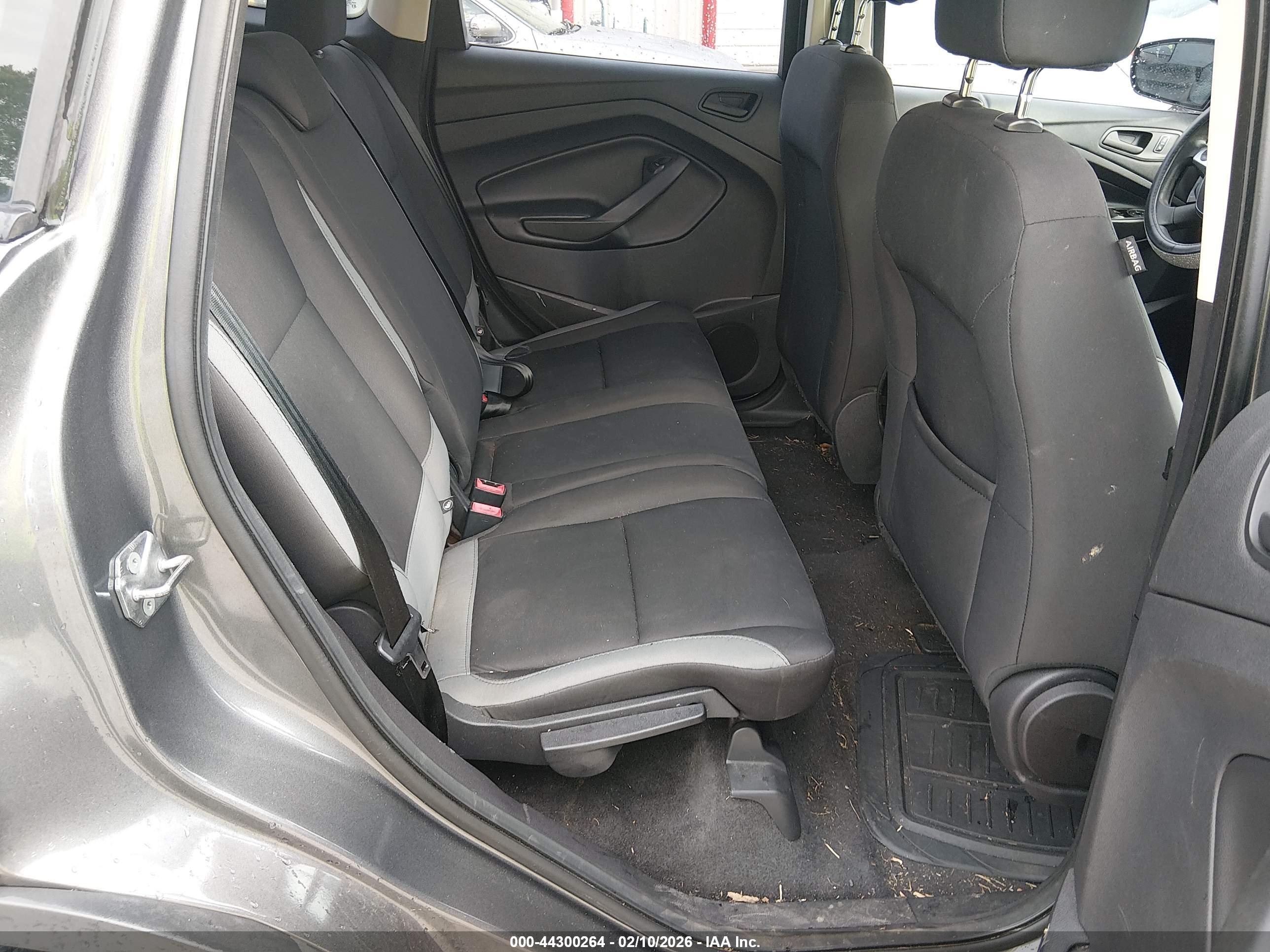 FORD ESCAPE image 8