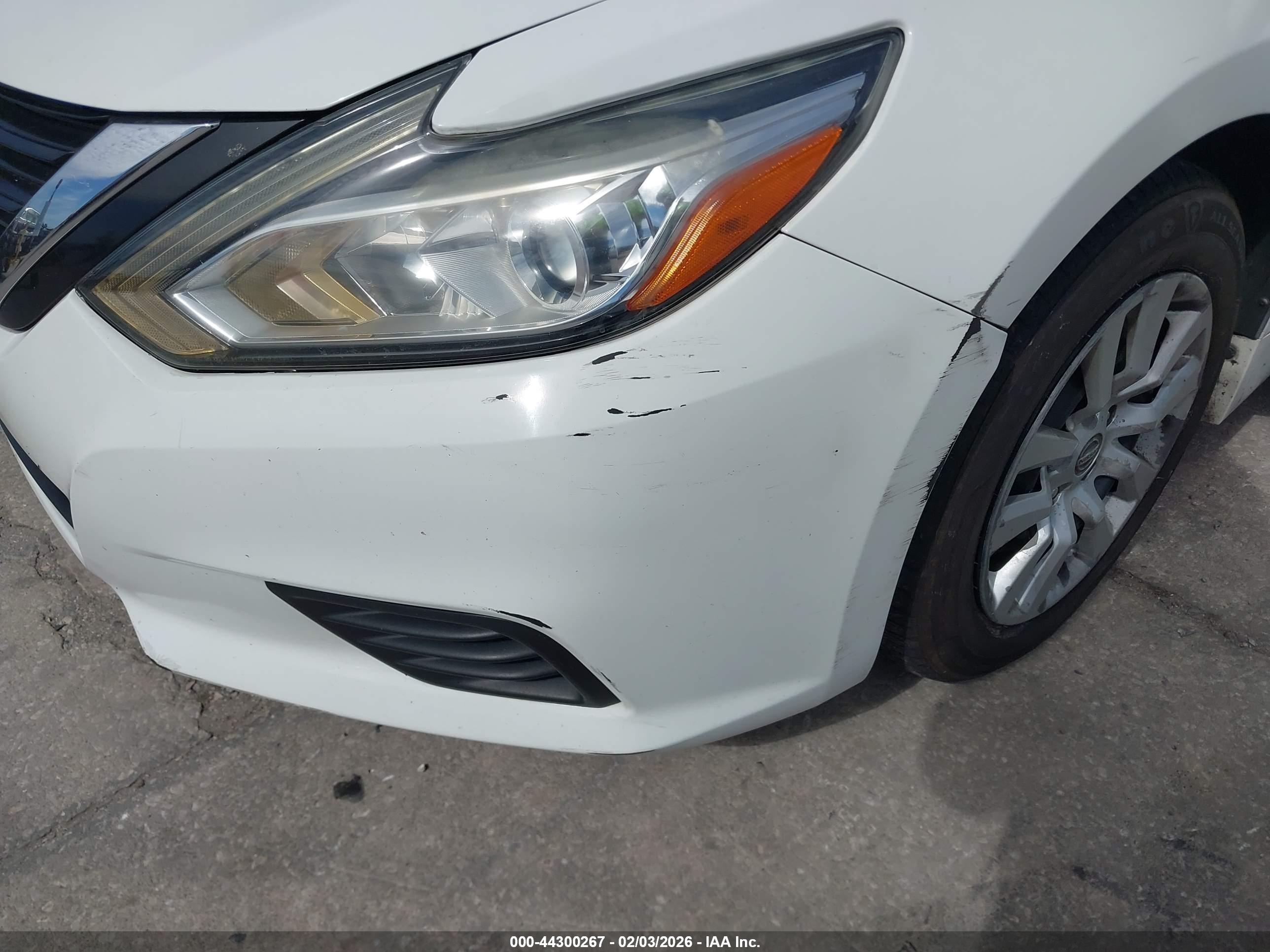 NISSAN ALTIMA image 6