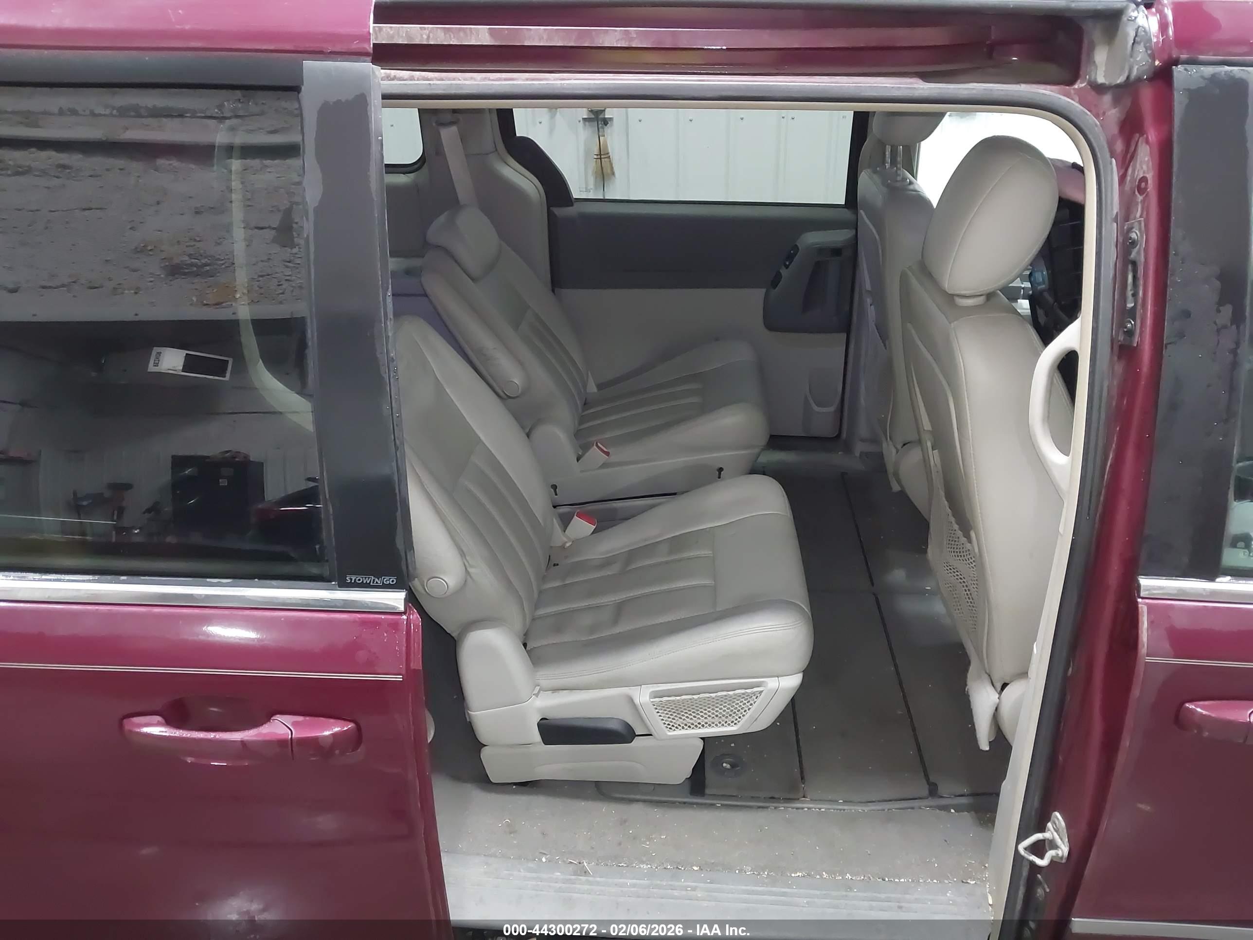 DODGE GRAND image 8