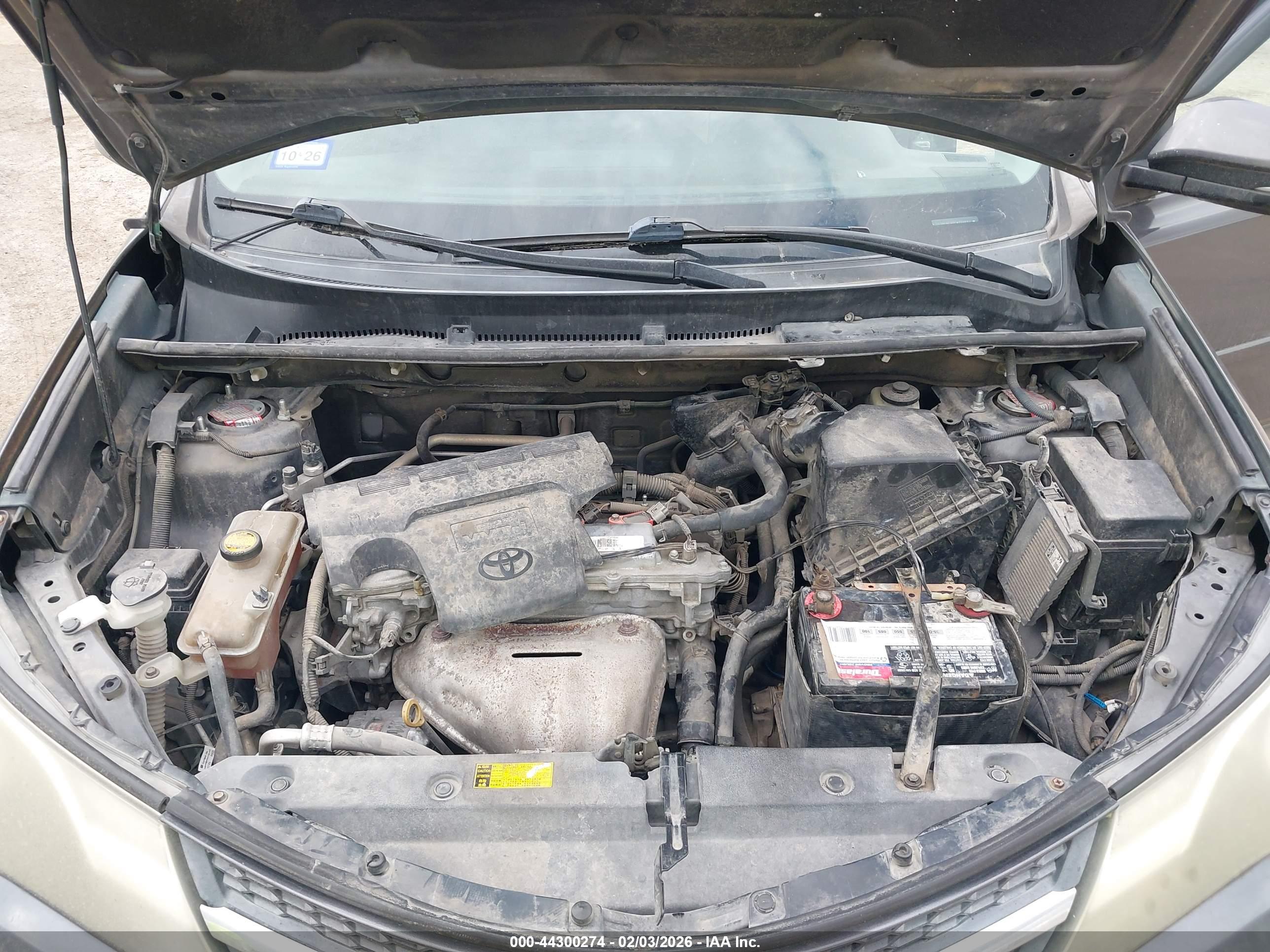 TOYOTA RAV4 image 10