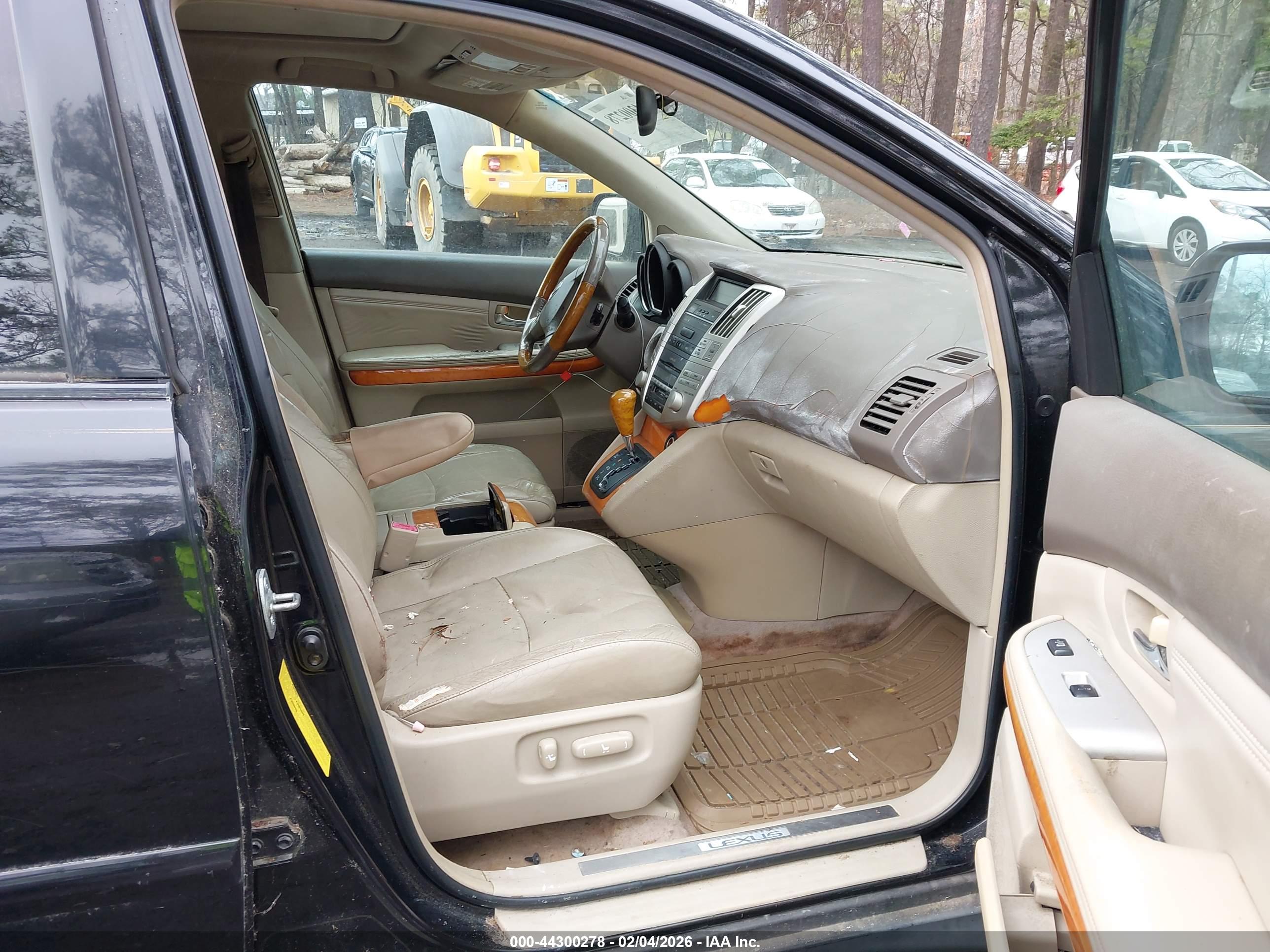 LEXUS RX image 5