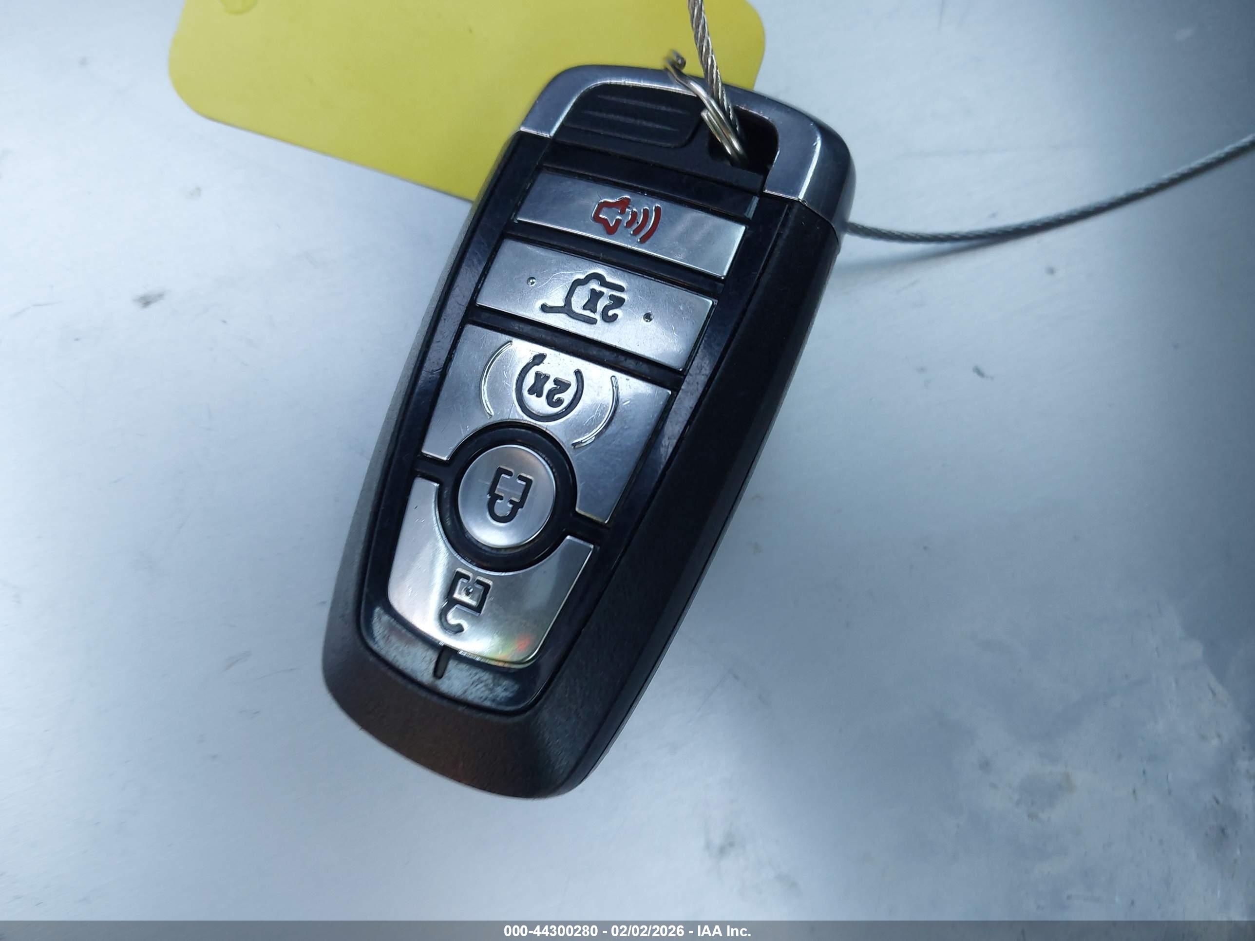 FORD EXPLORER image 11
