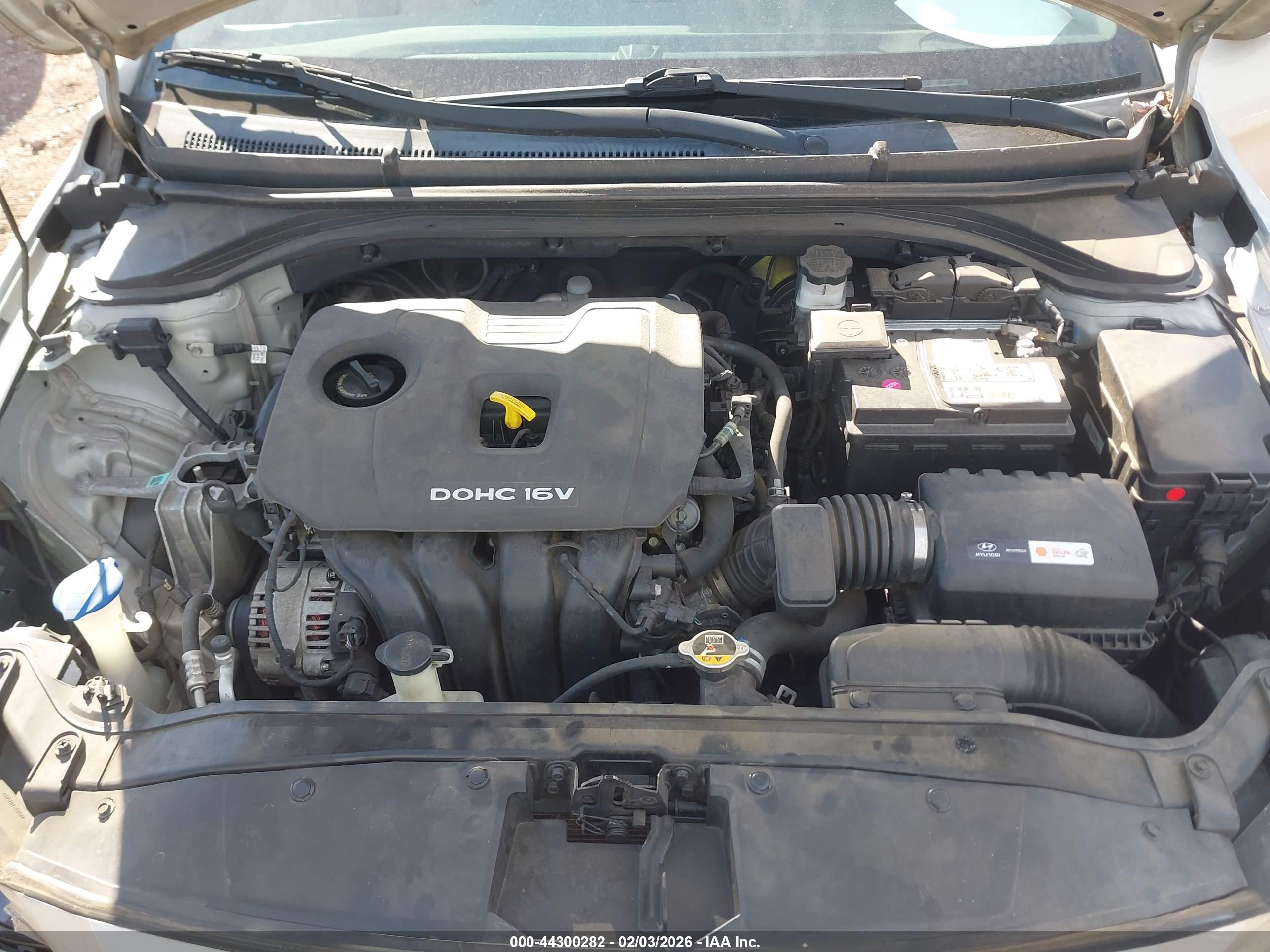 HYUNDAI ELANTRA image 10