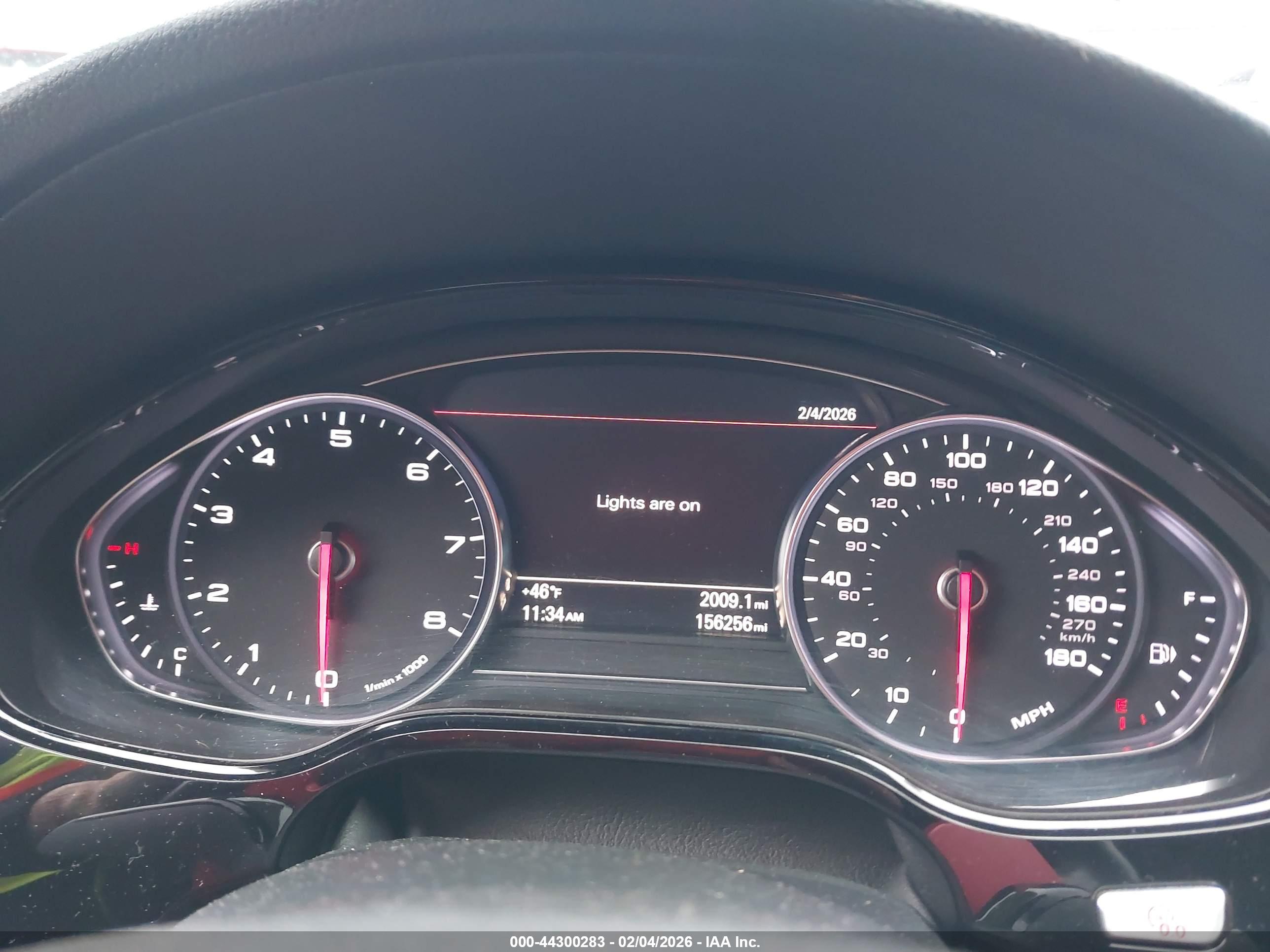 AUDI A8 image 7