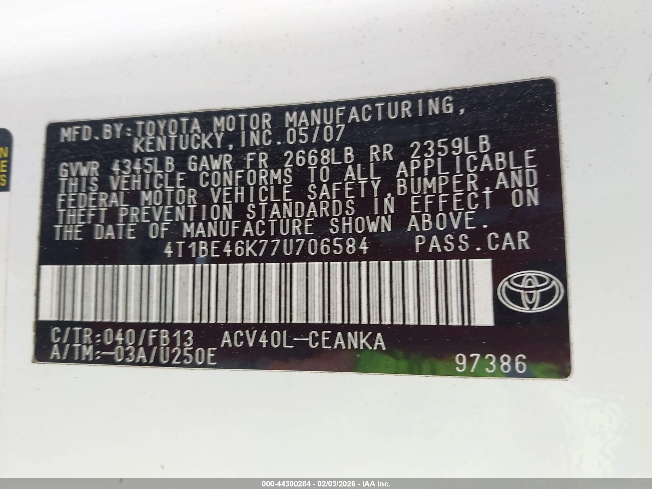 TOYOTA CAMRY image 9