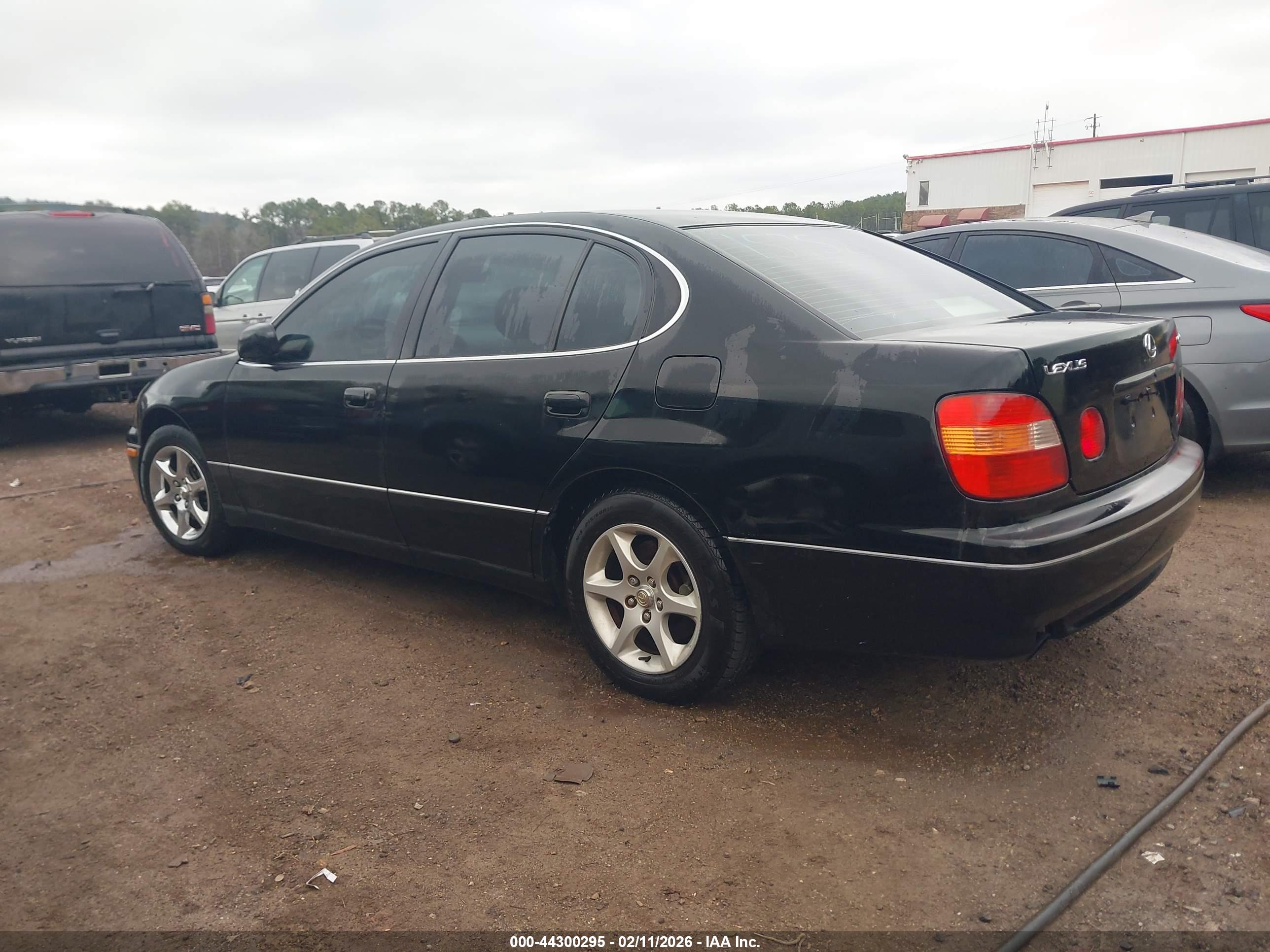 LEXUS GS image 3