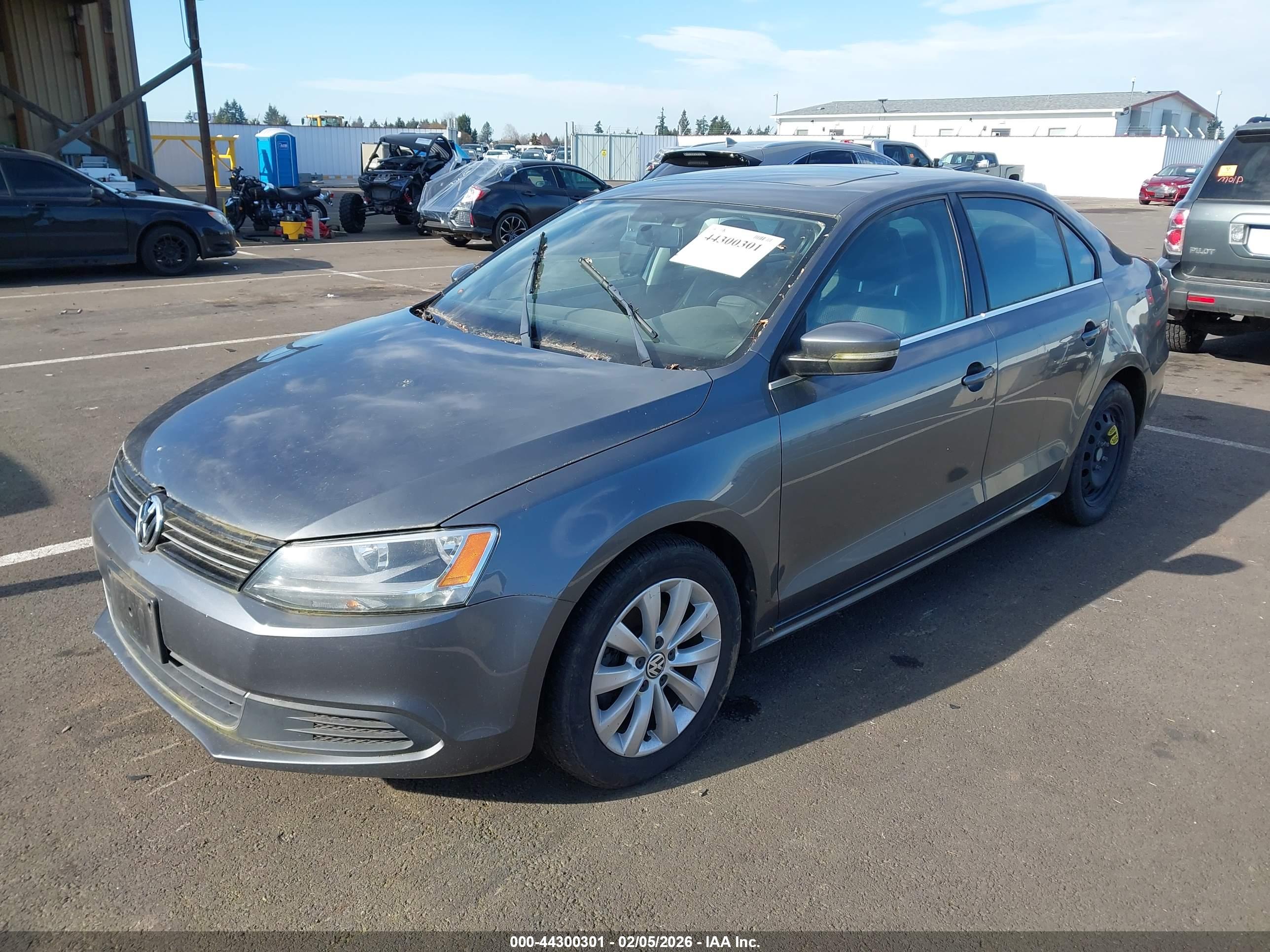 VOLKSWAGEN JETTA image 2