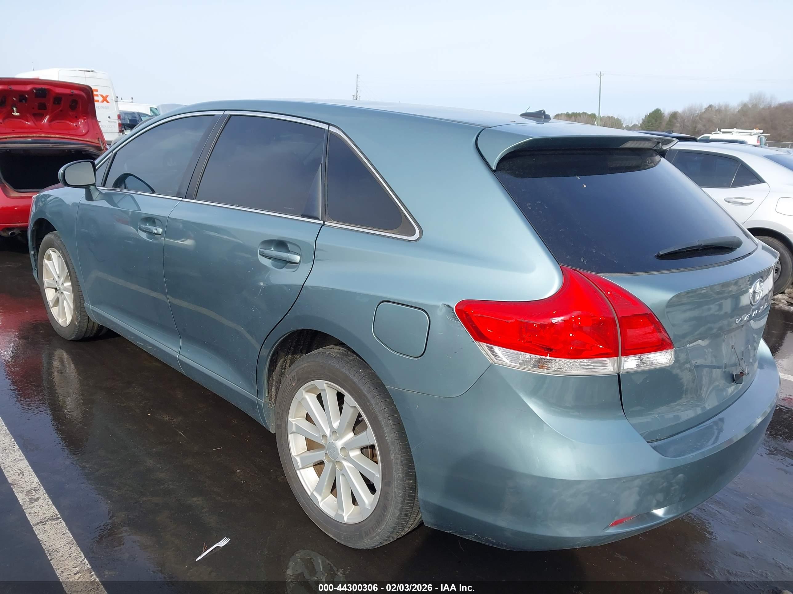 TOYOTA VENZA image 3
