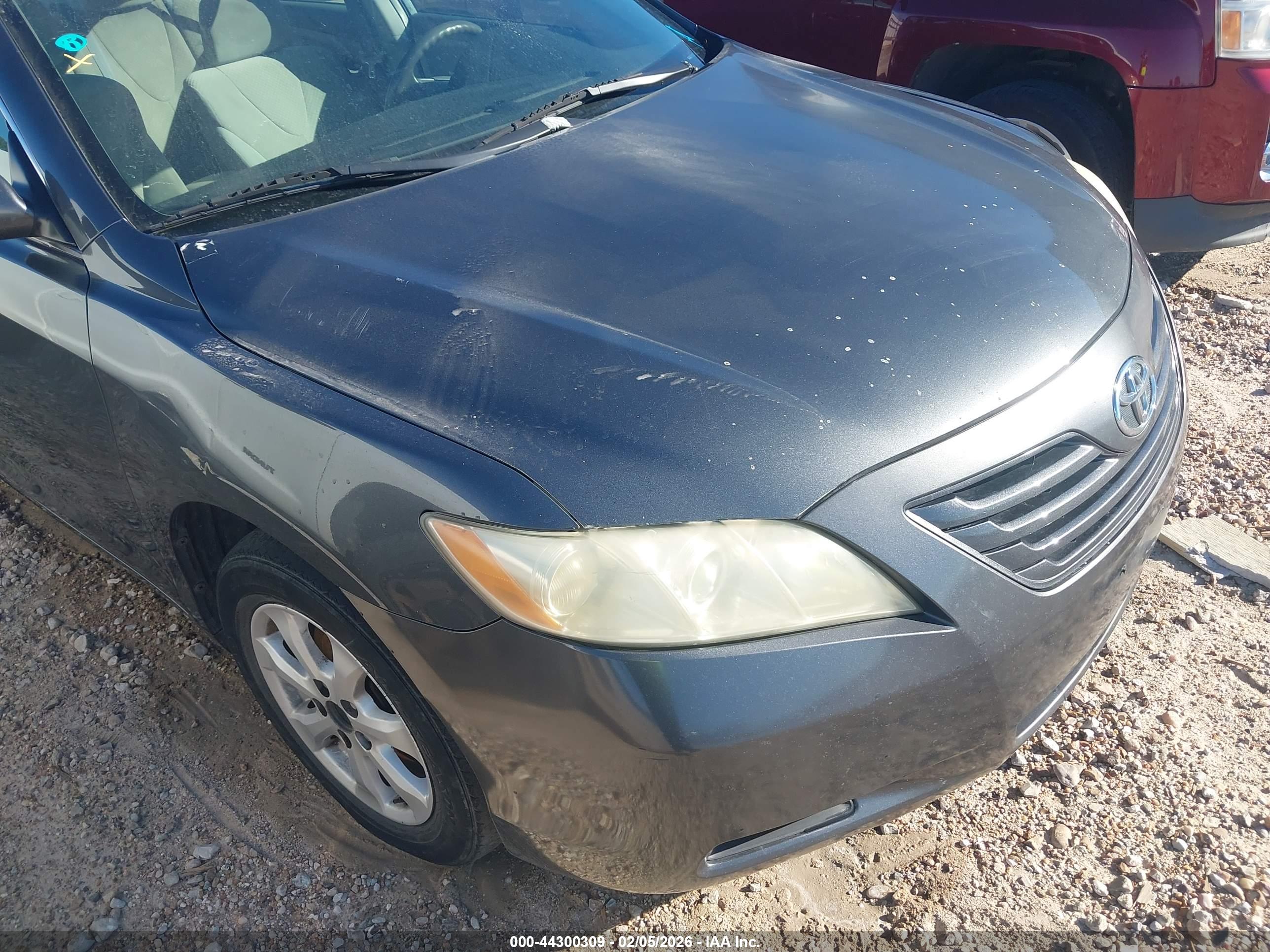 TOYOTA CAMRY image 6