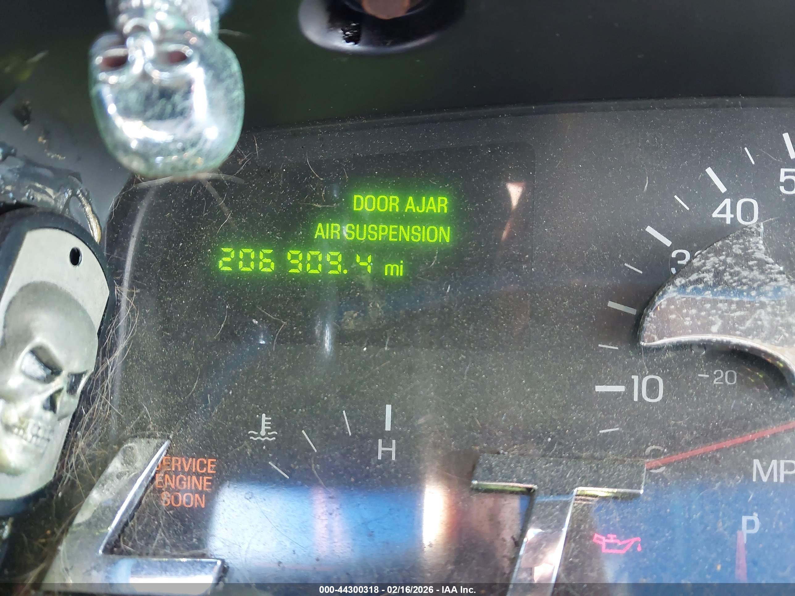 LINCOLN TOWN image 7