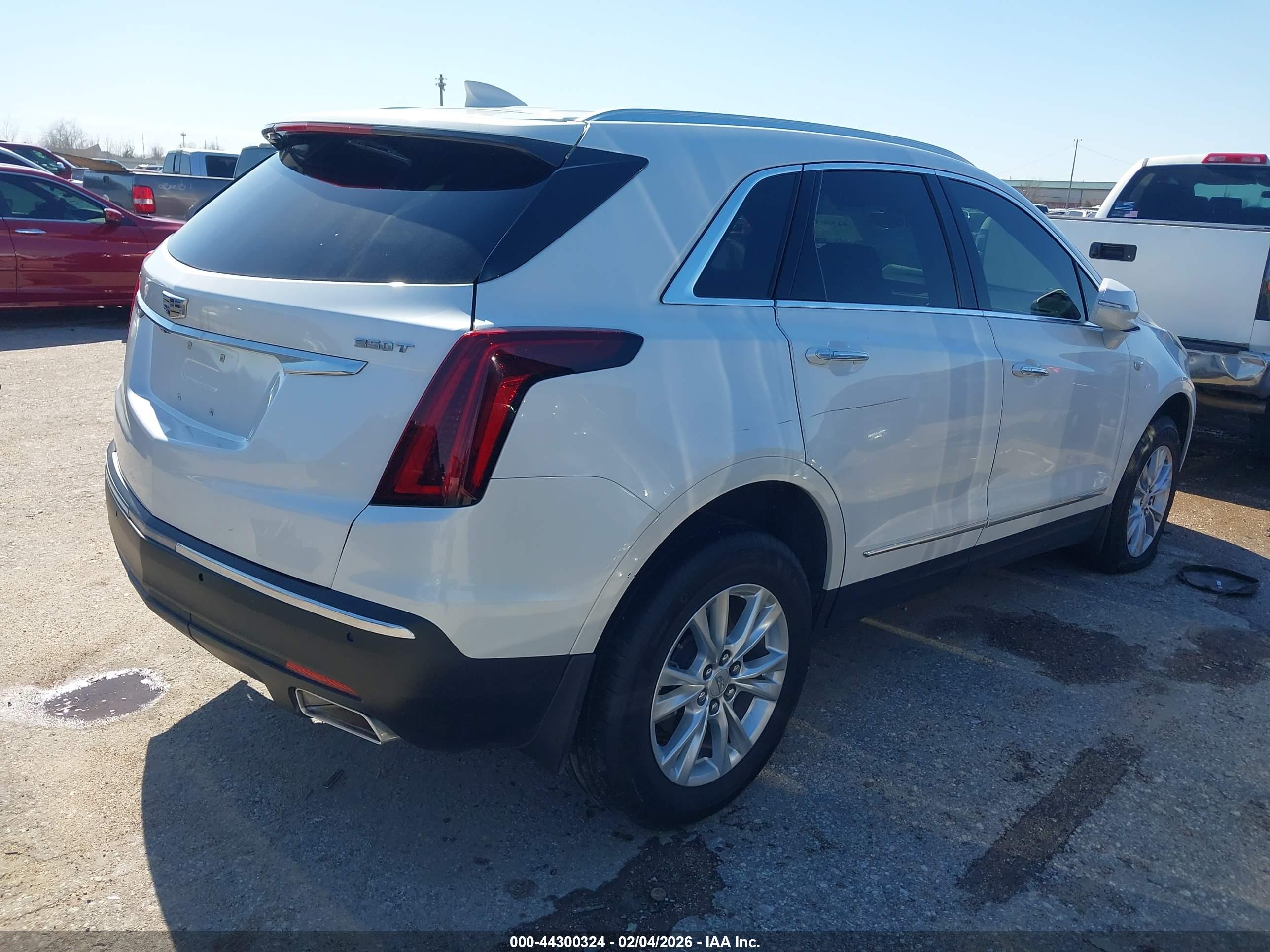 CADILLAC XT5 image 4