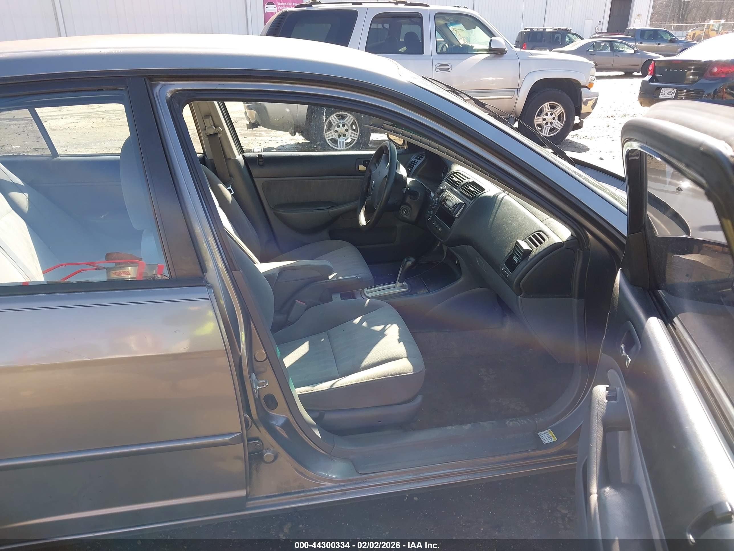HONDA CIVIC image 5