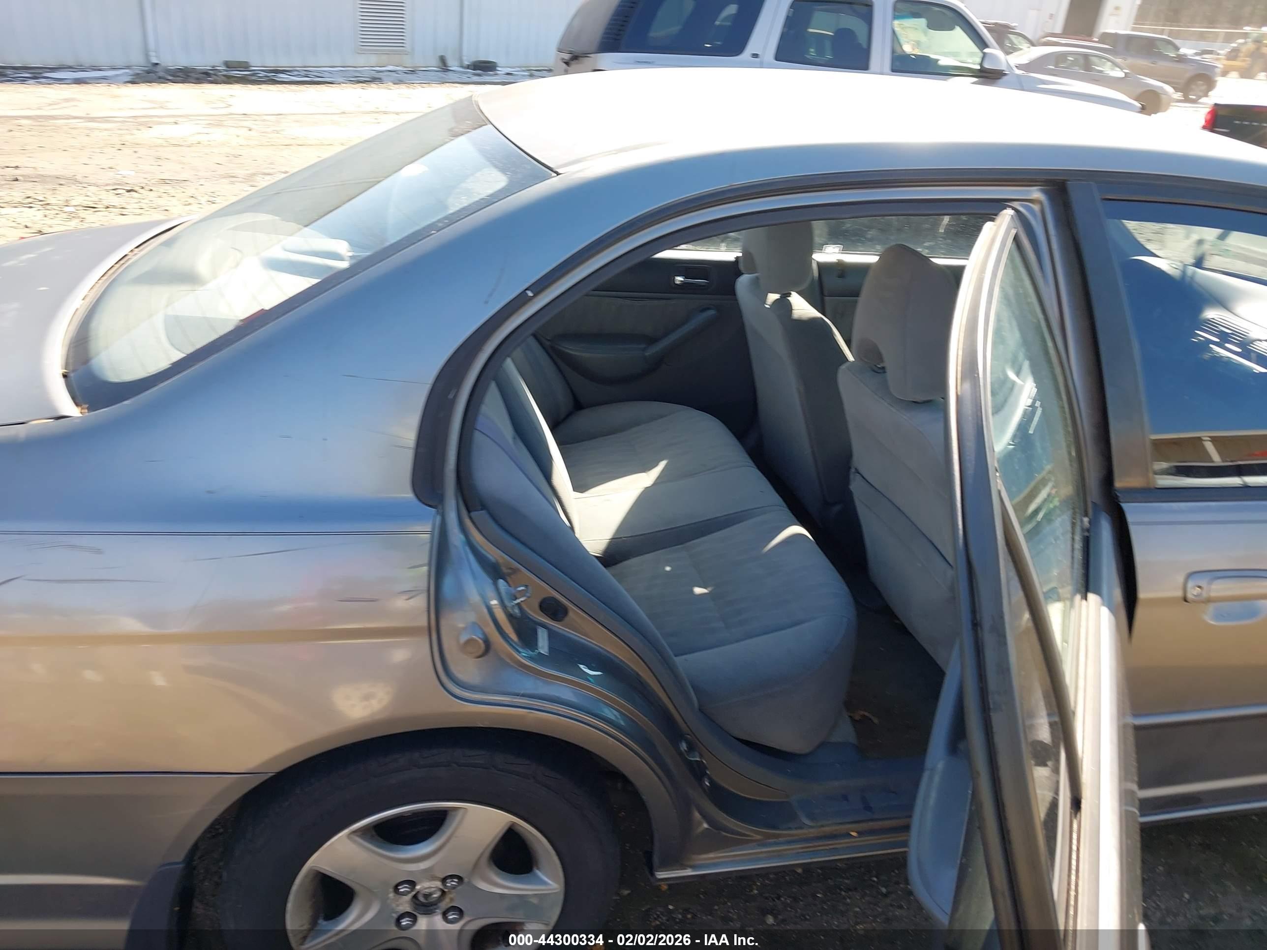 HONDA CIVIC image 8