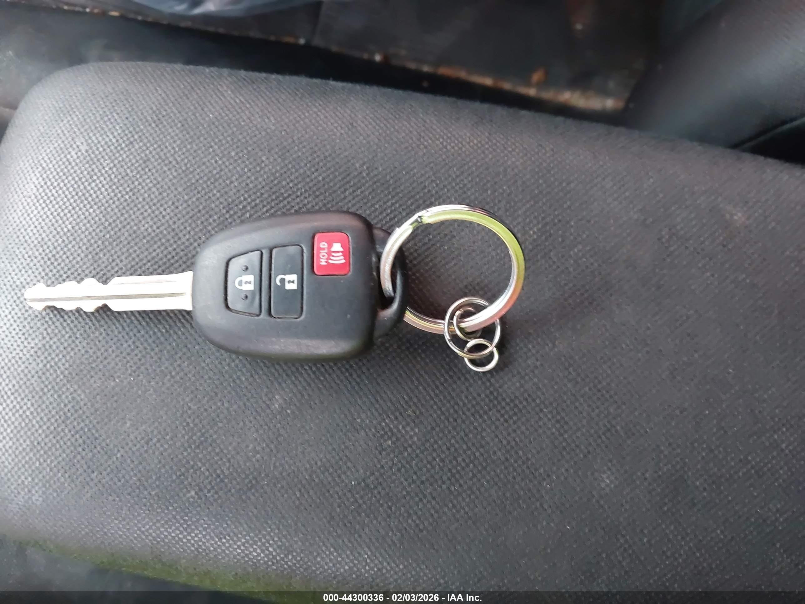 SCION XB image 11