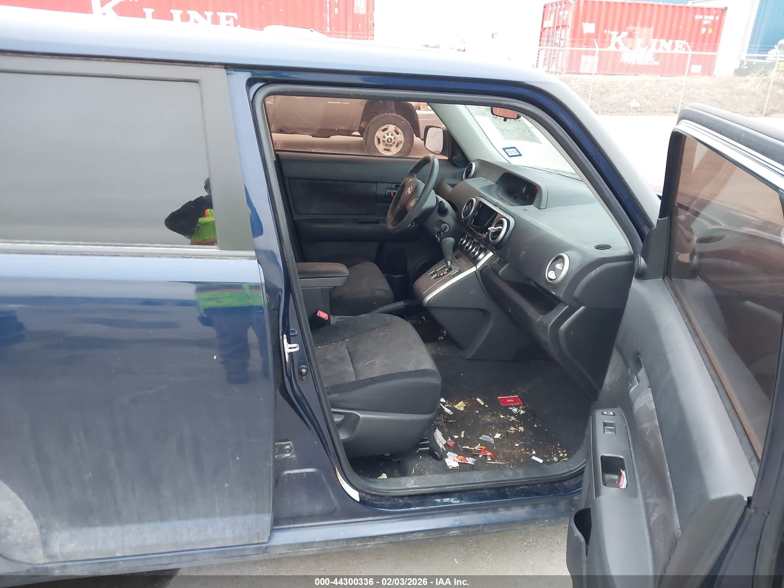 SCION XB image 5