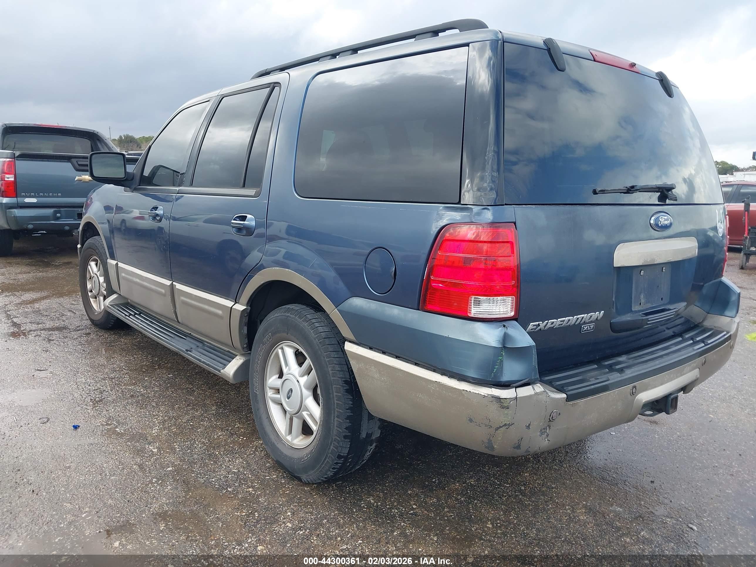 FORD EXPEDITION image 3