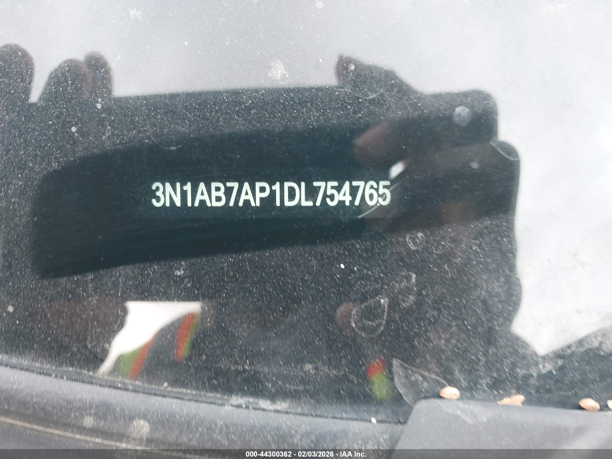 NISSAN SENTRA image 9