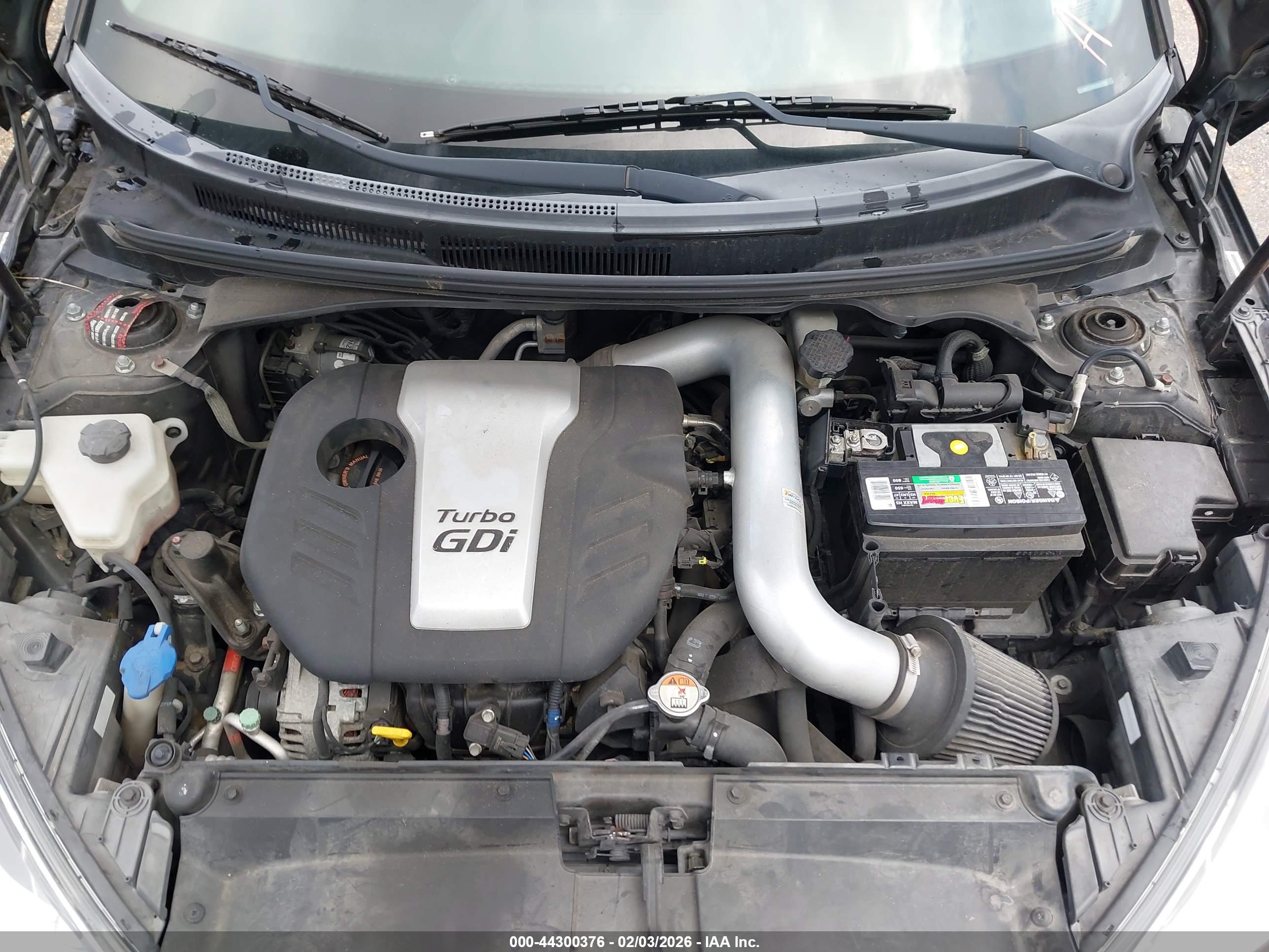 HYUNDAI VELOSTER image 10