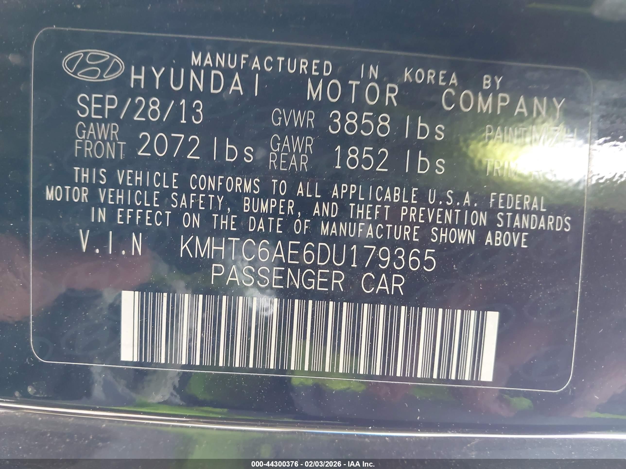 HYUNDAI VELOSTER image 9