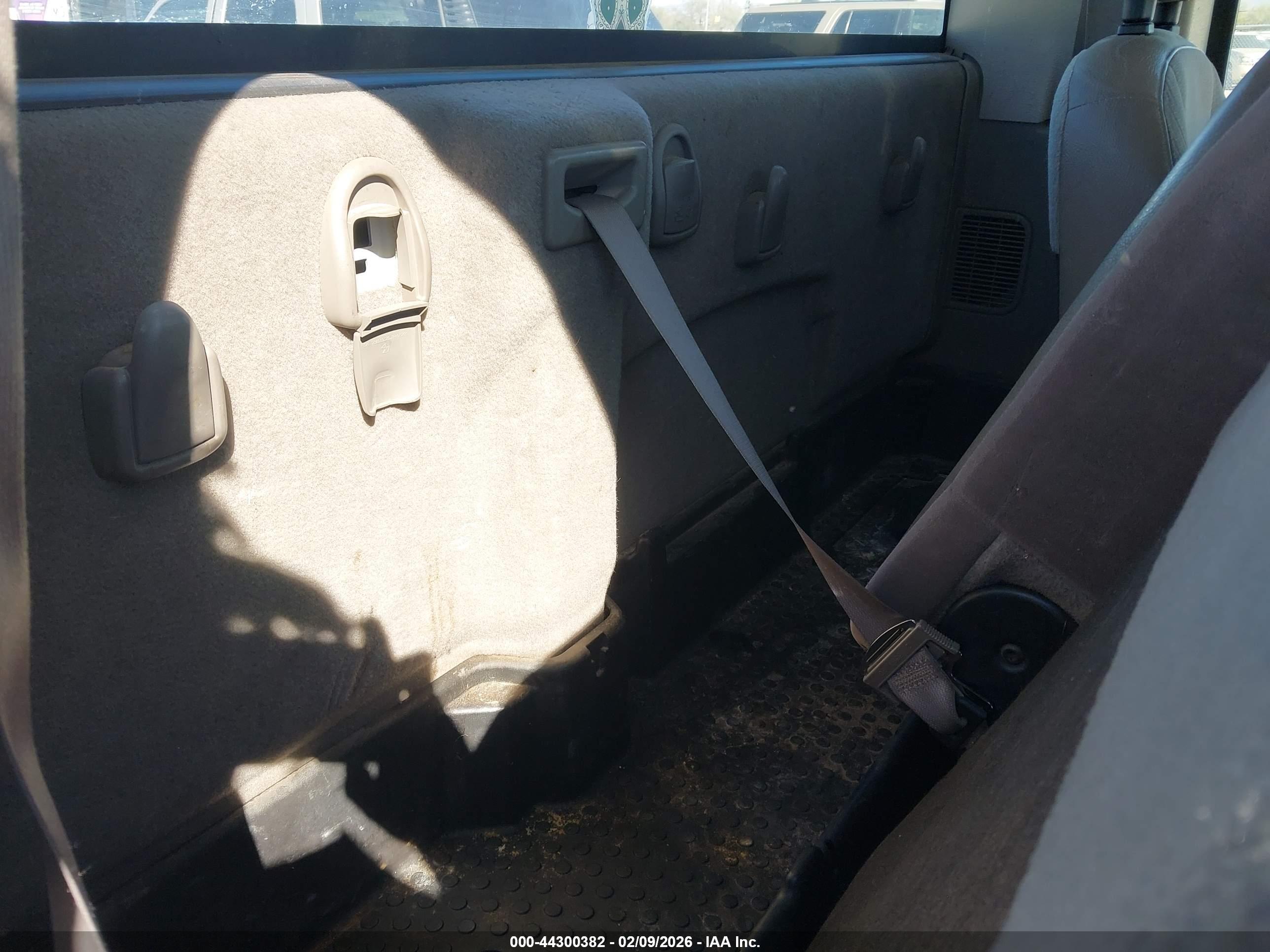DODGE RAM image 8