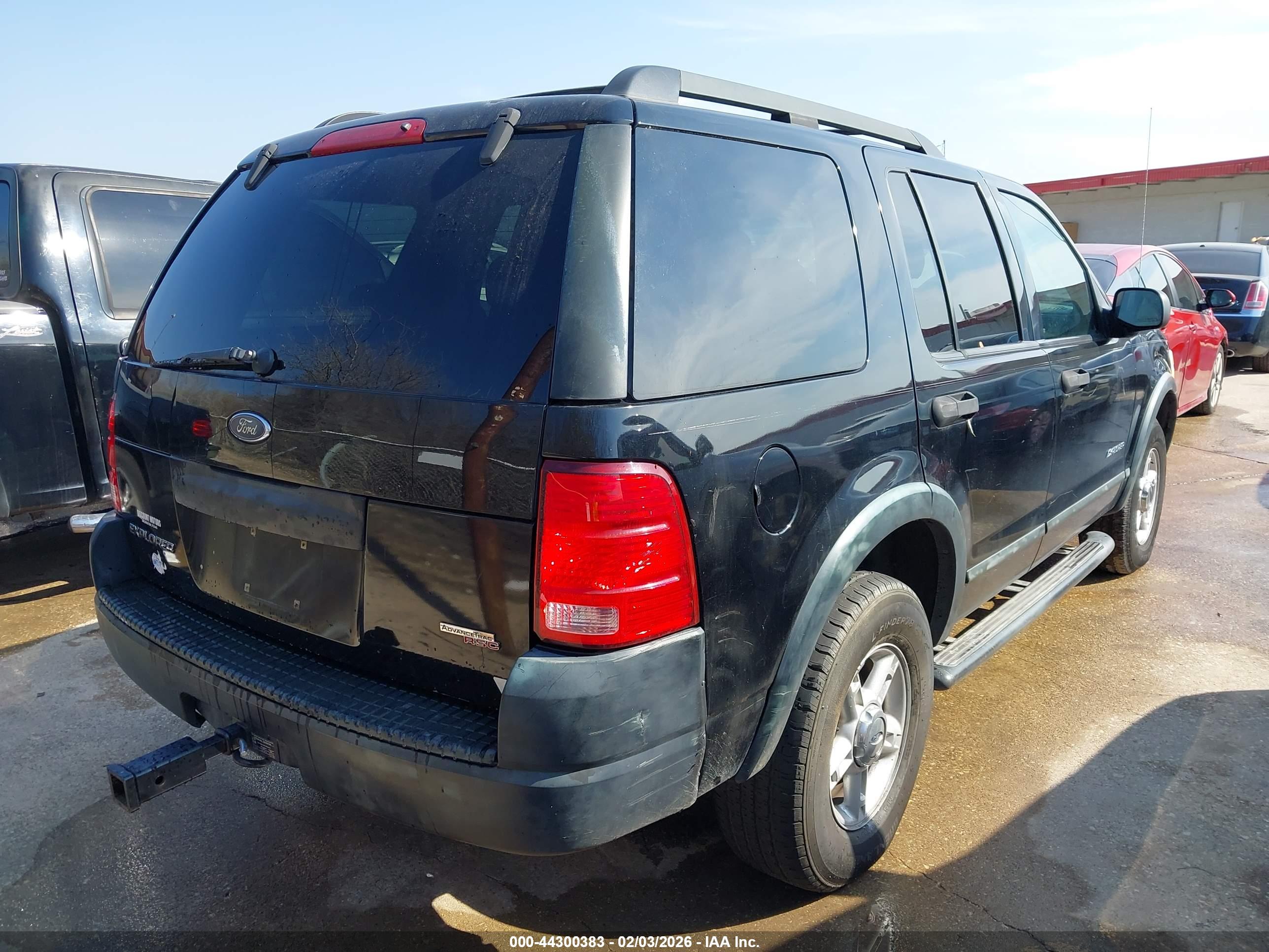 FORD EXPLORER image 4
