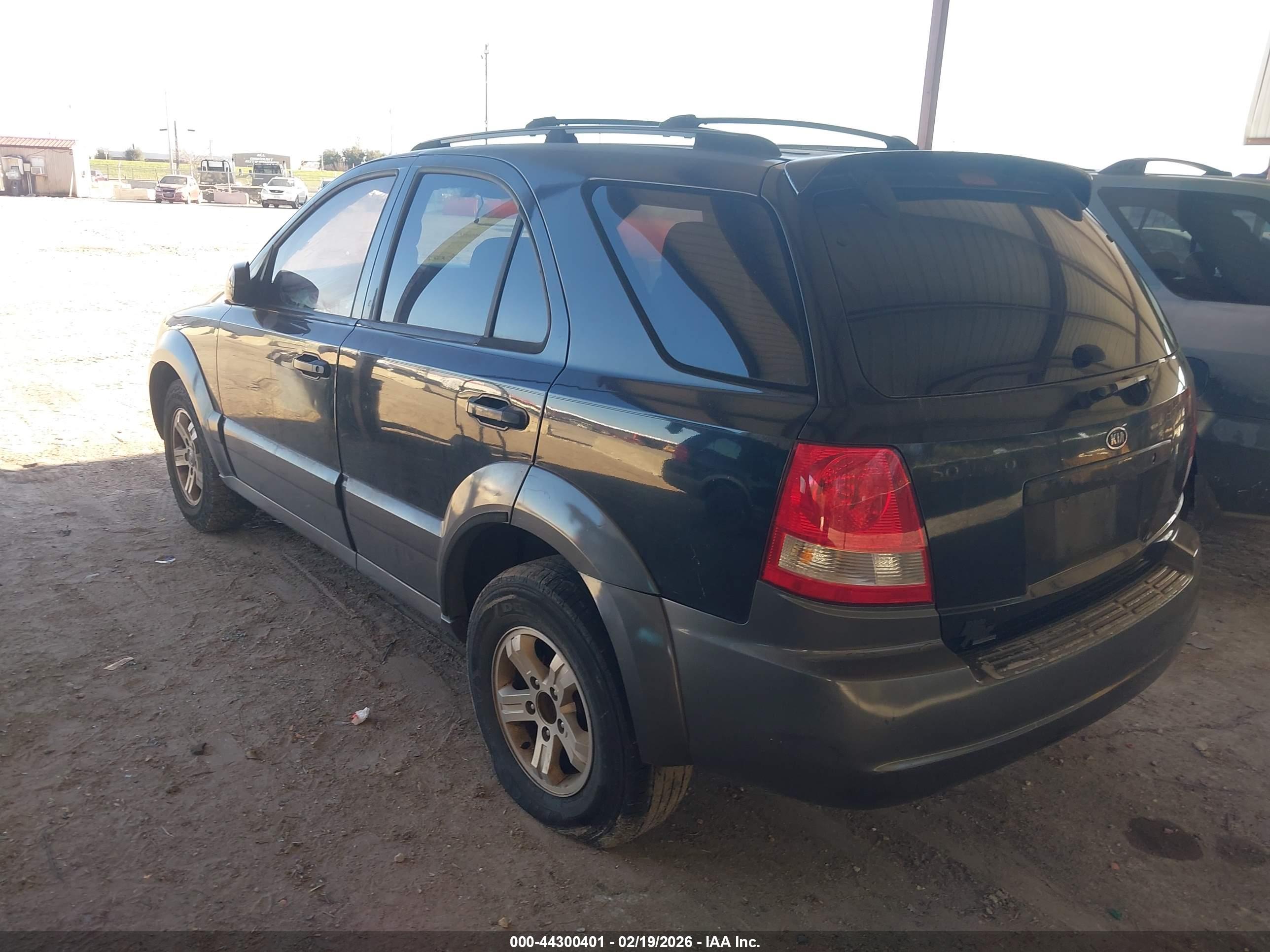 KIA SORENTO image 3