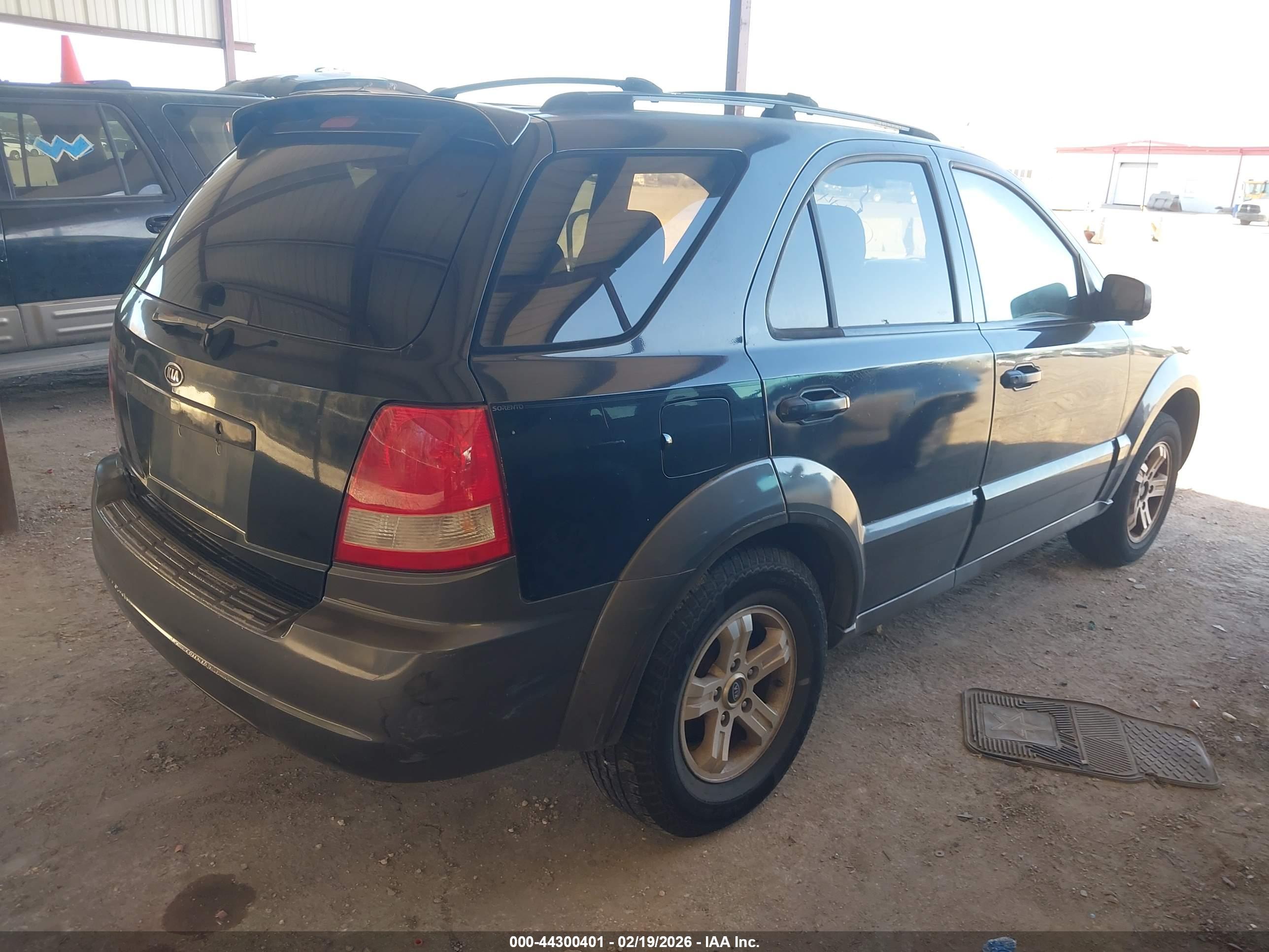 KIA SORENTO image 4