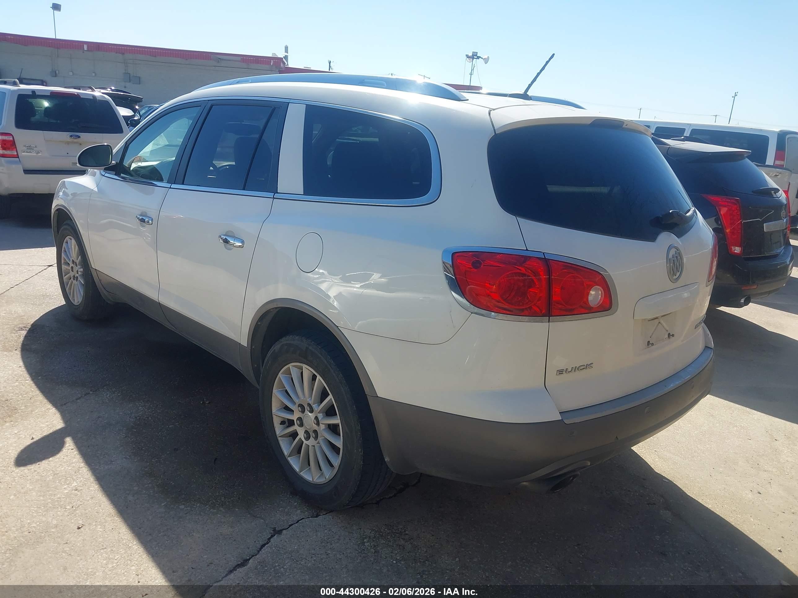 BUICK ENCLAVE image 3