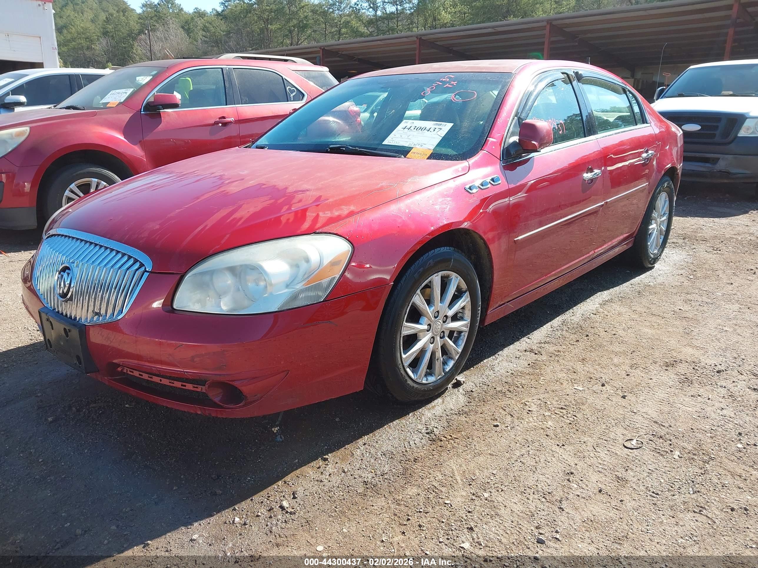 BUICK LUCERNE image 2