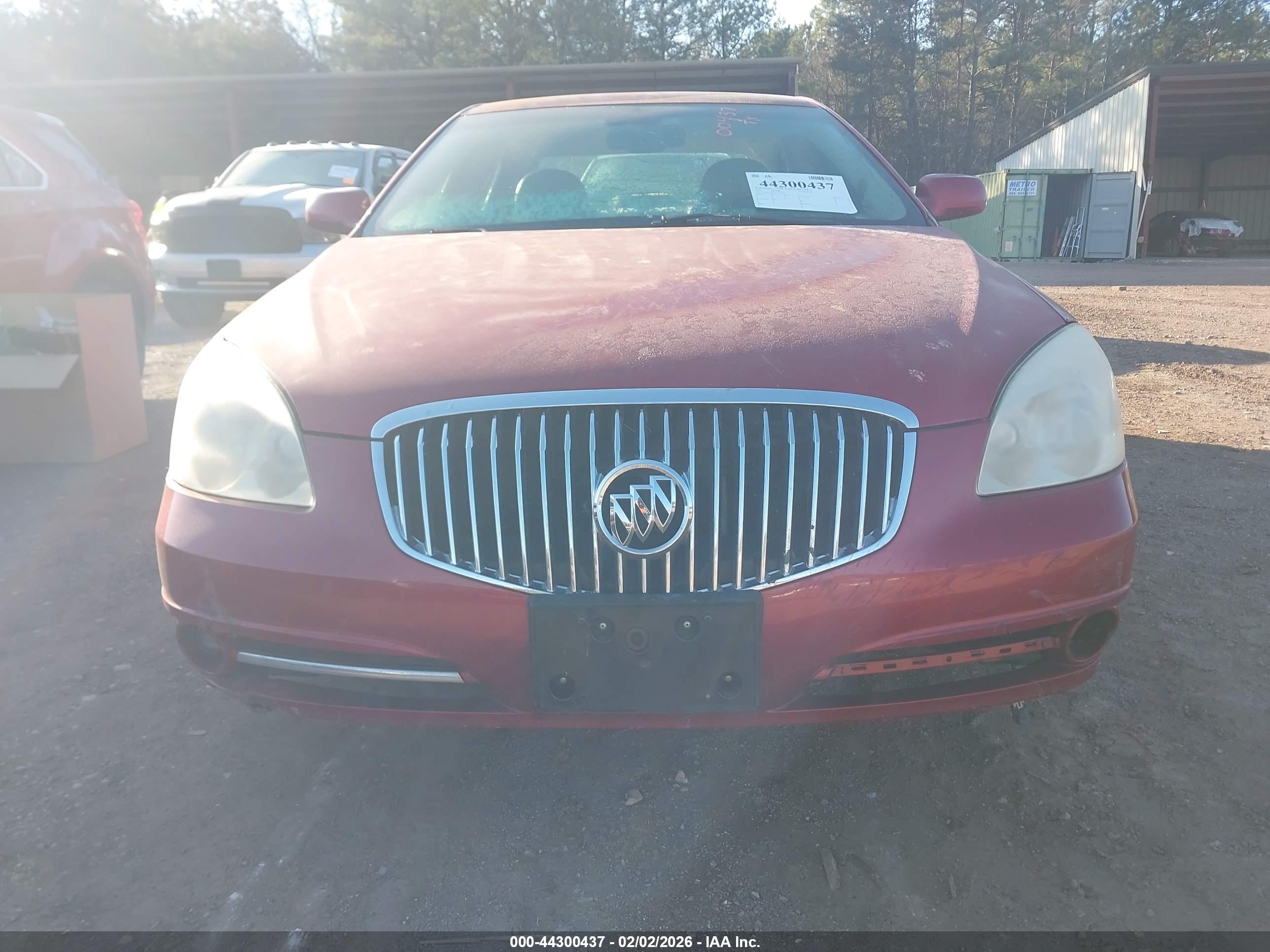 BUICK LUCERNE image 6
