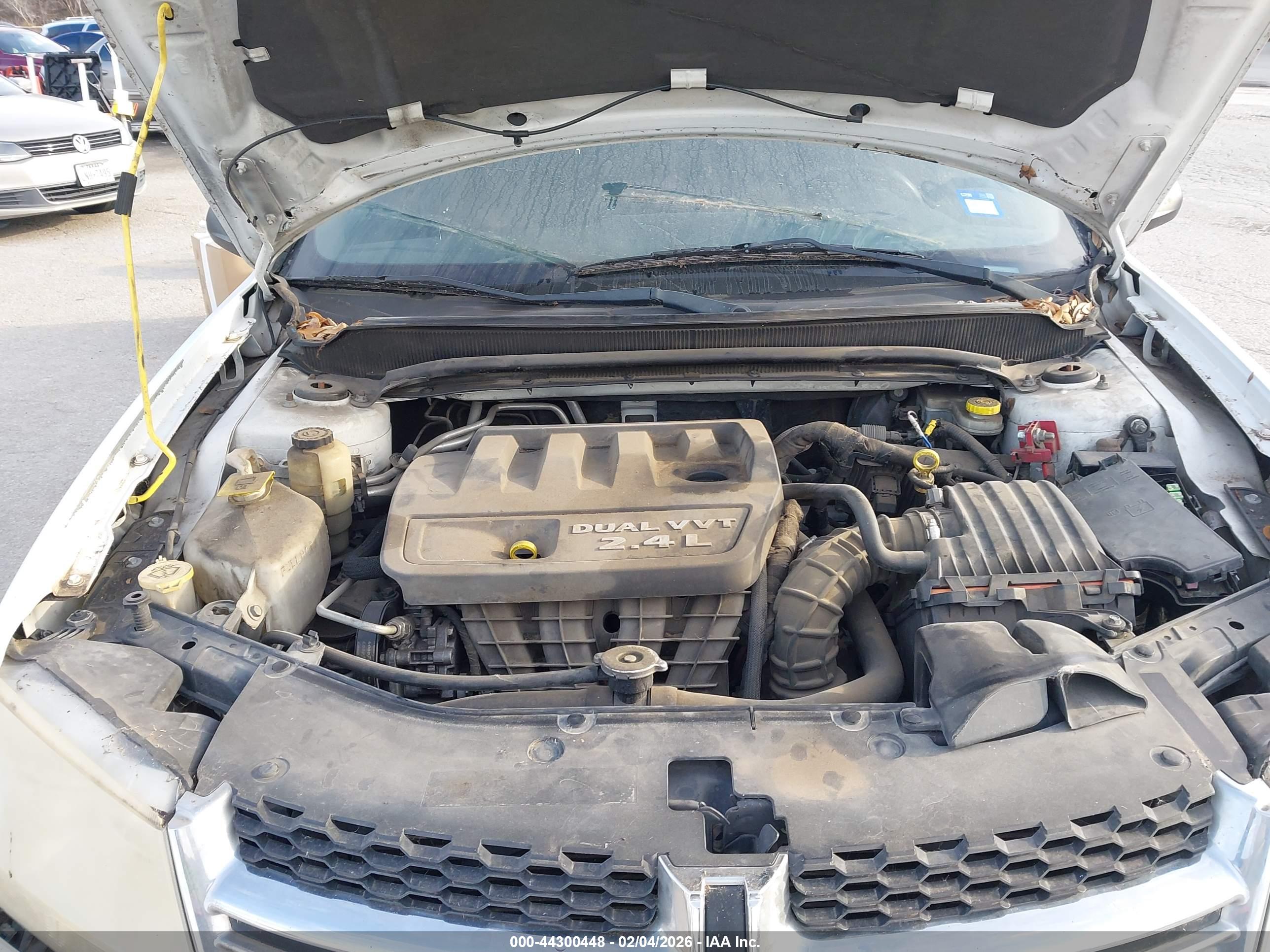 DODGE AVENGER image 10