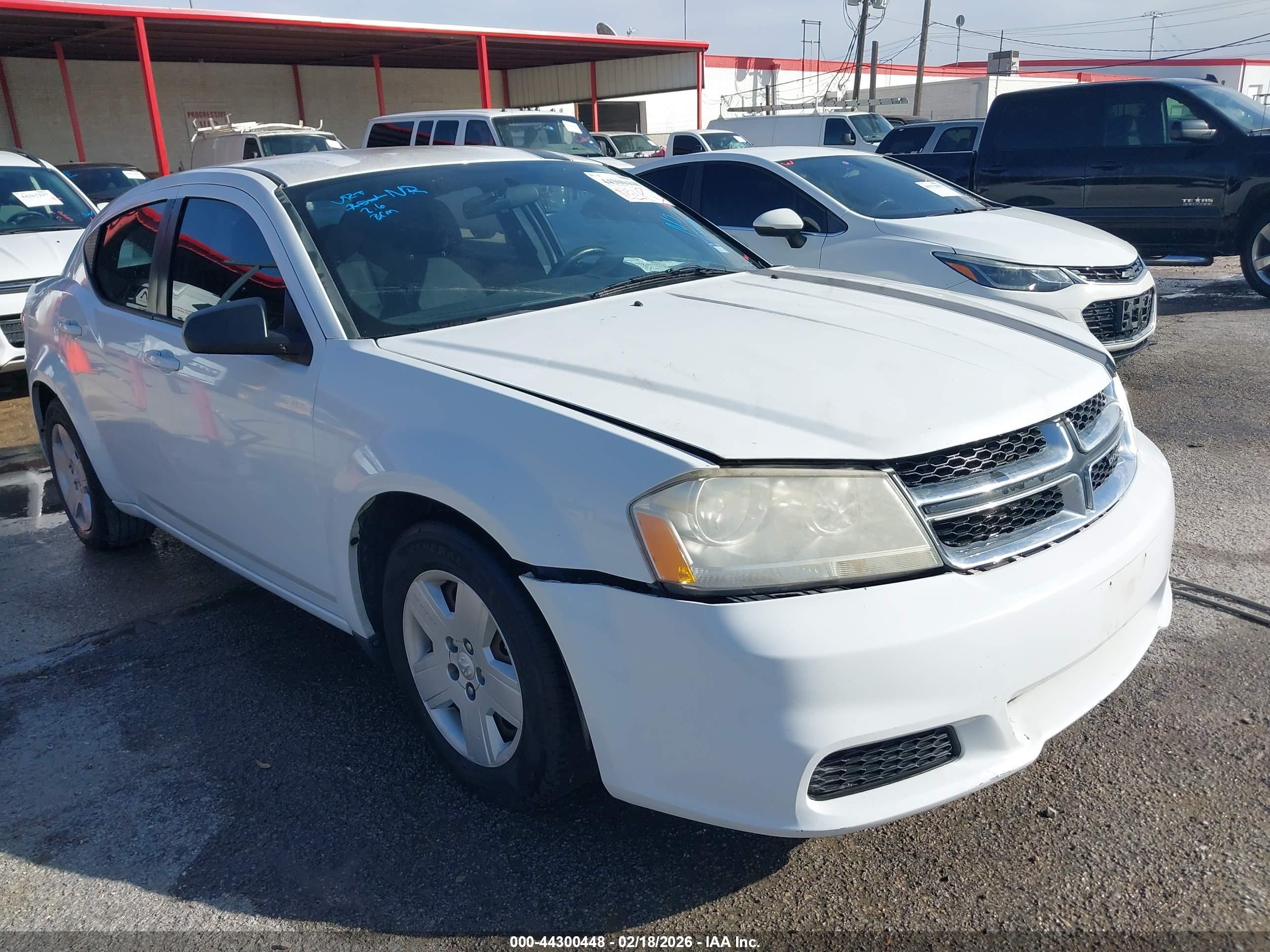 DODGE AVENGER image 6